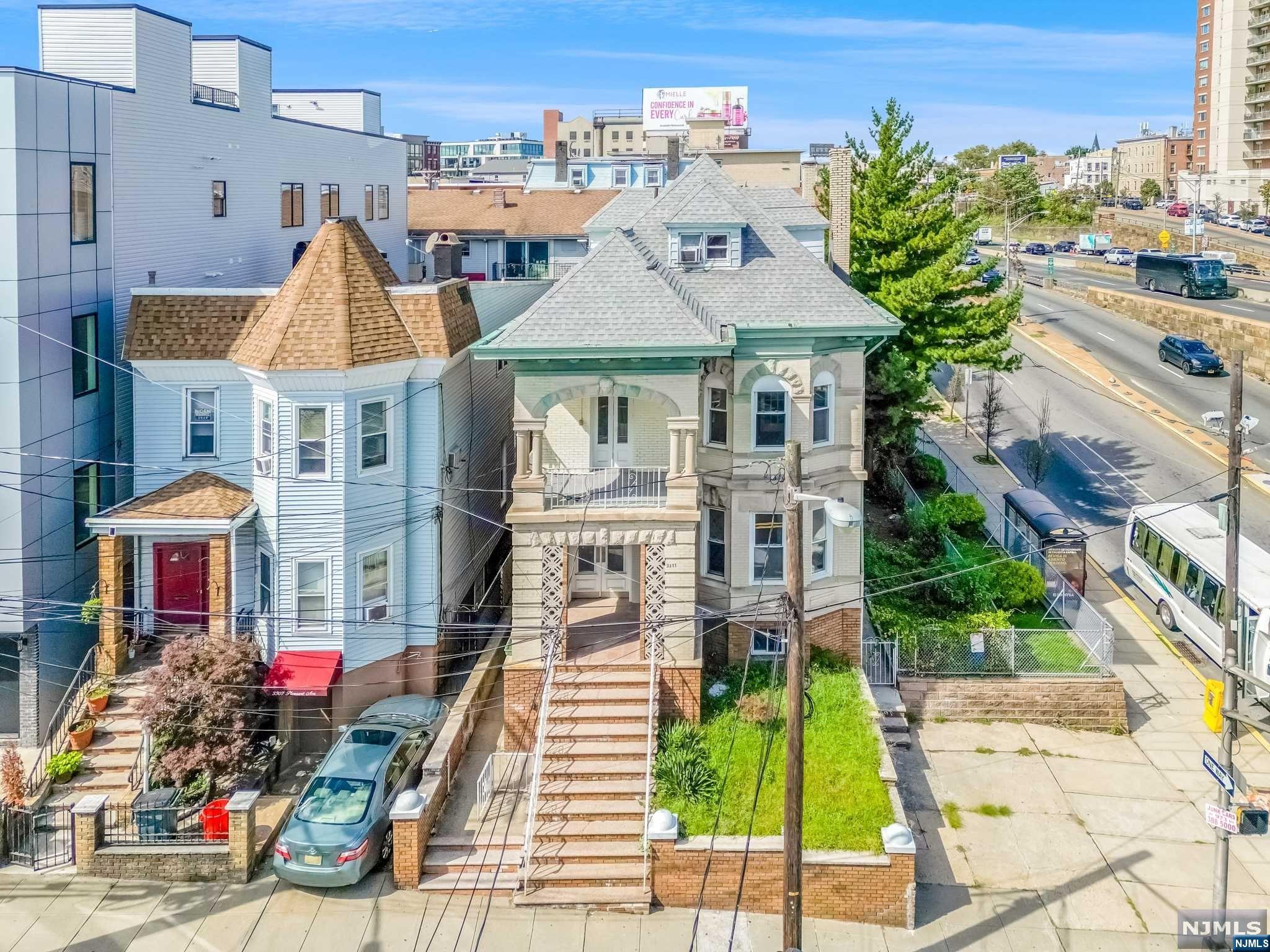 3311 Pleasant Avenue 3