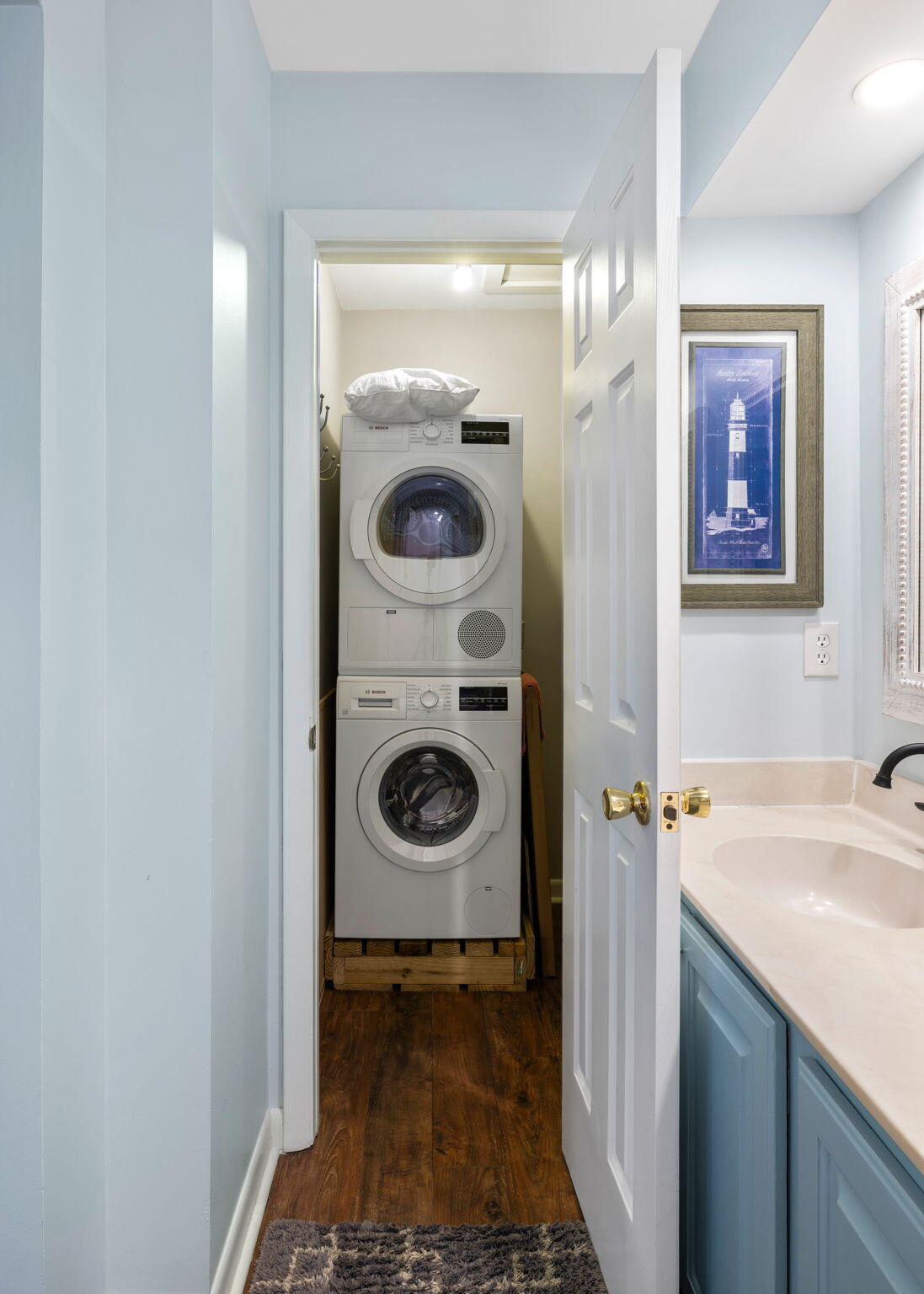 406 Yacht Harbor Court