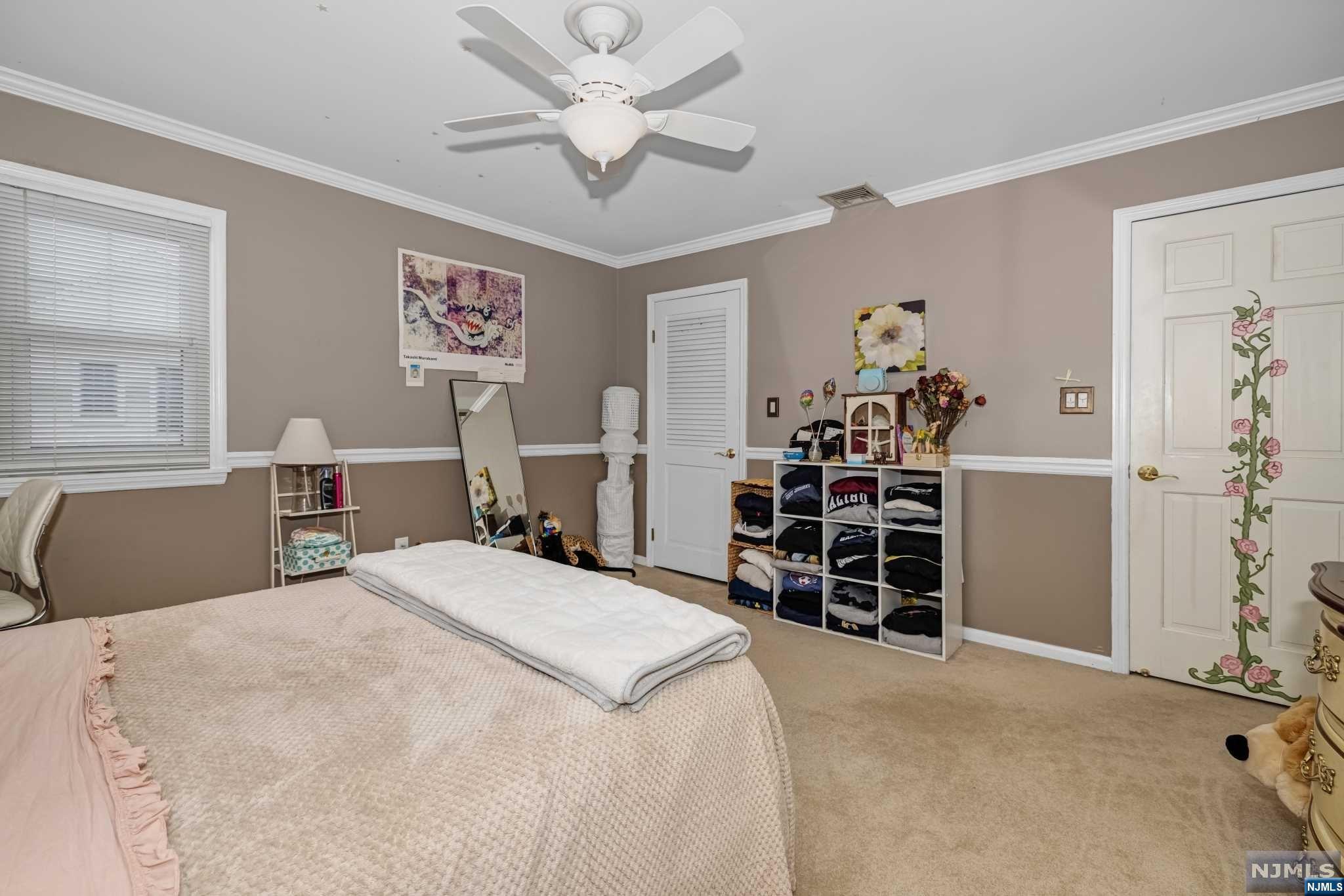16 Leoson Parkway
