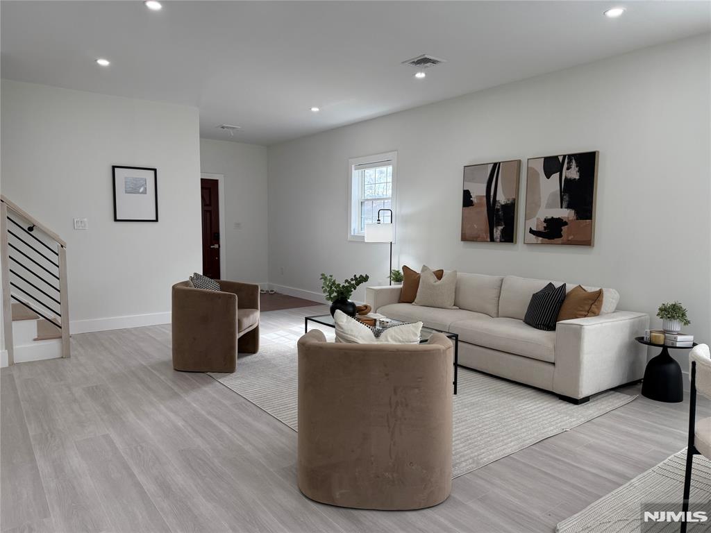 417 A Frances Lane