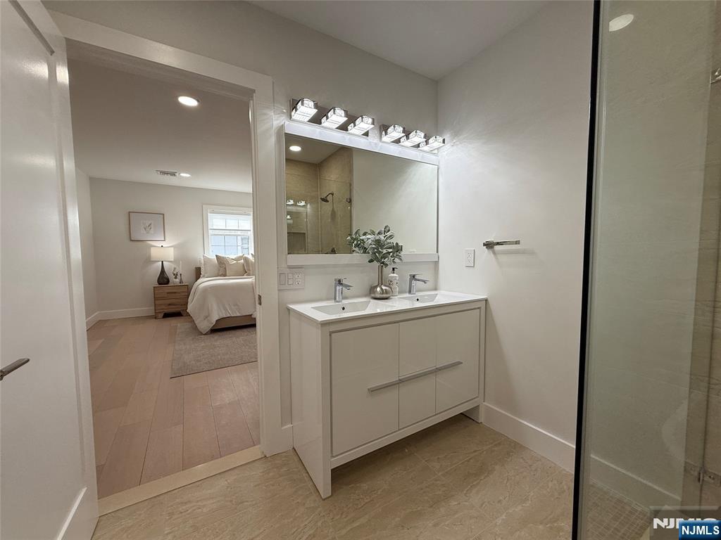 417 A Frances Lane