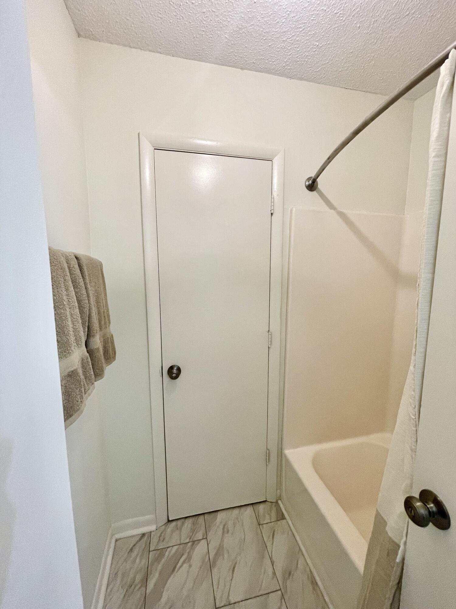 1201 Meadow Park Lane # B