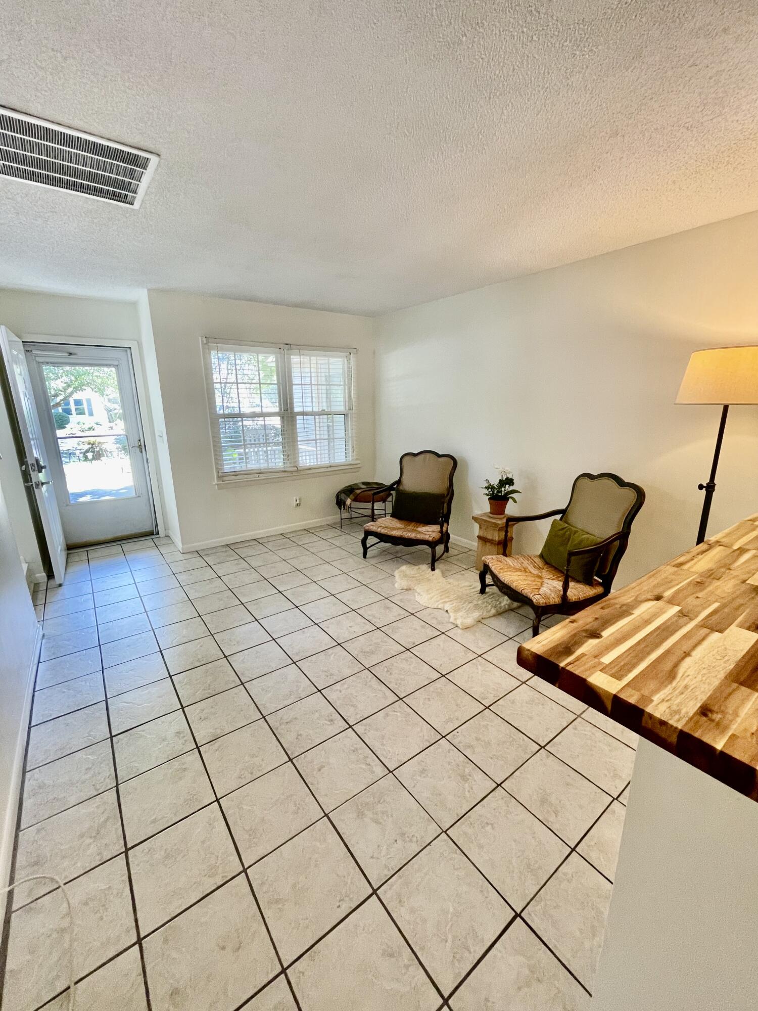 1201 Meadow Park Lane # B