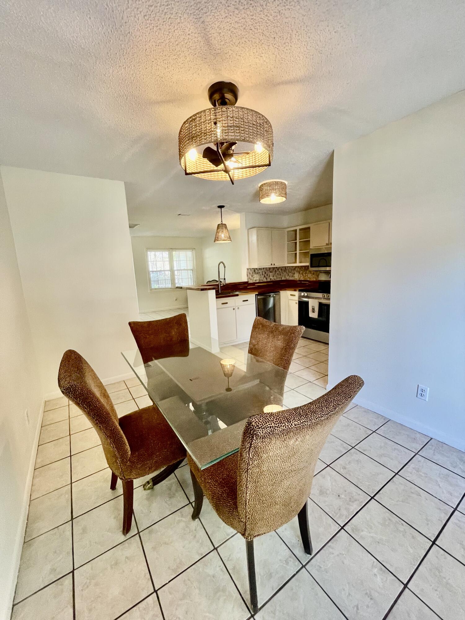 1201 Meadow Park Lane # B