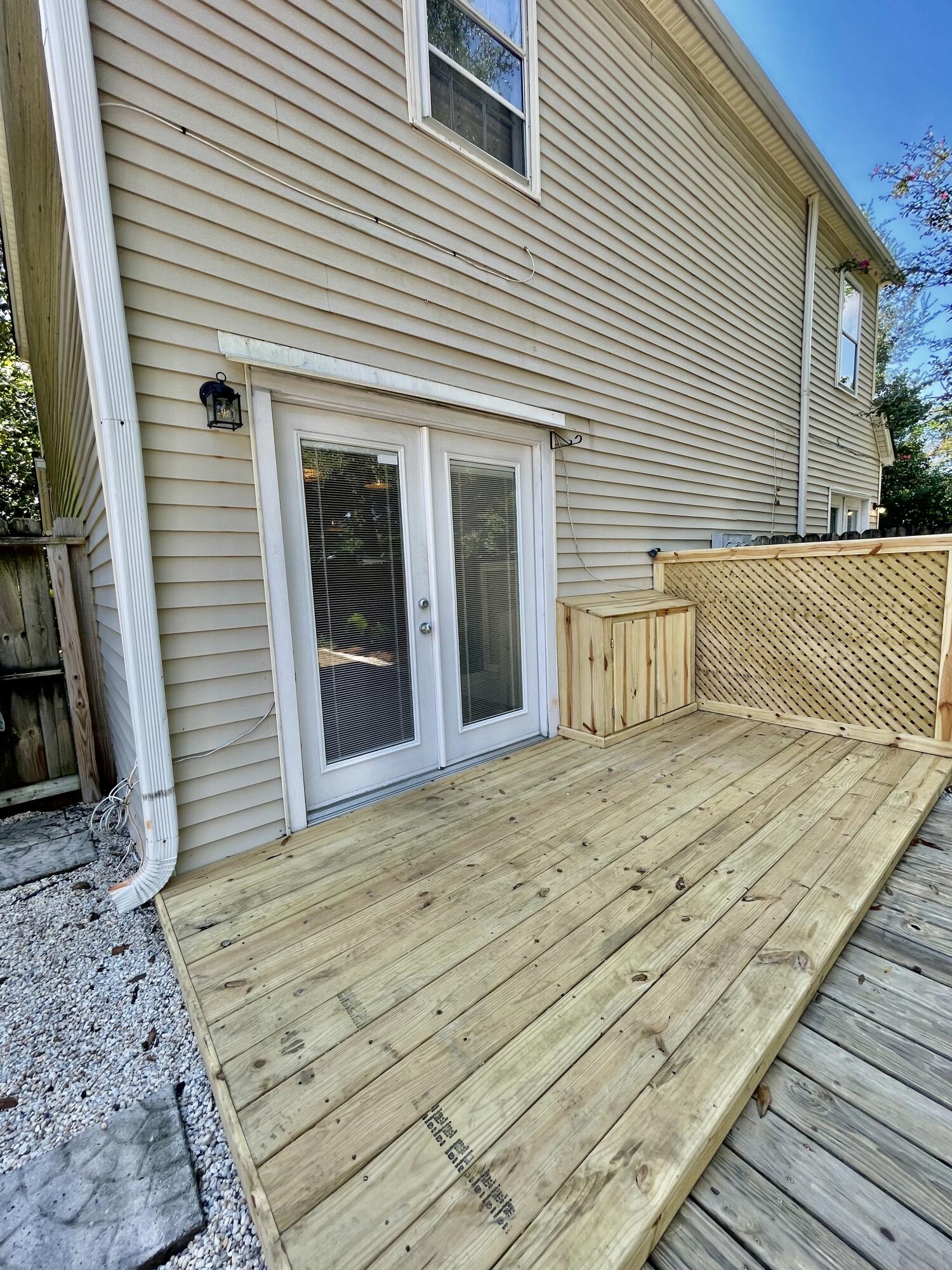 1201 Meadow Park Lane # B