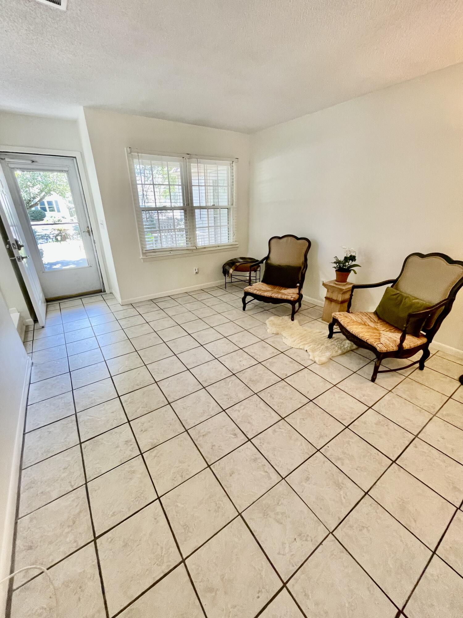 1201 Meadow Park Lane # B