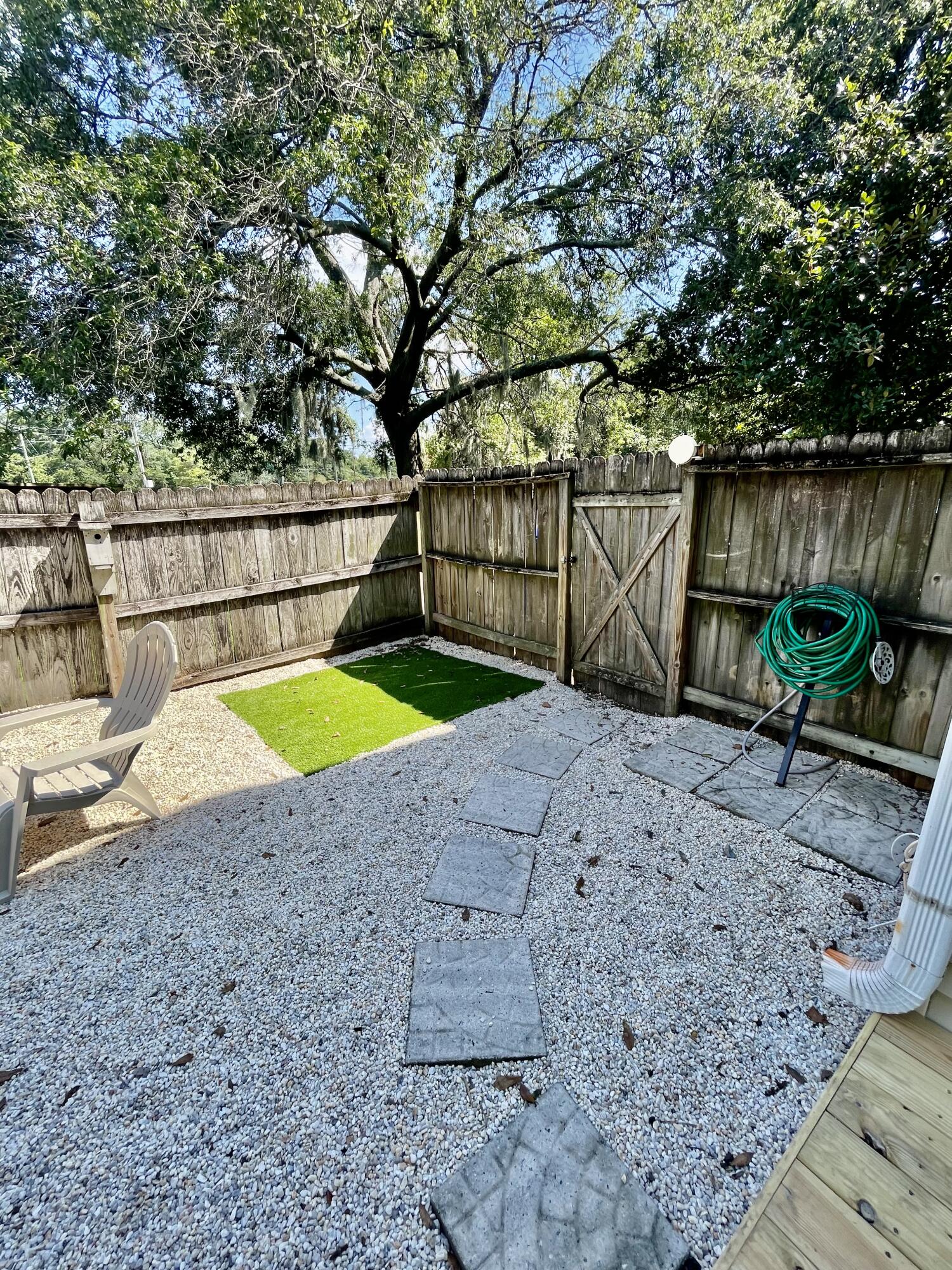 1201 Meadow Park Lane # B