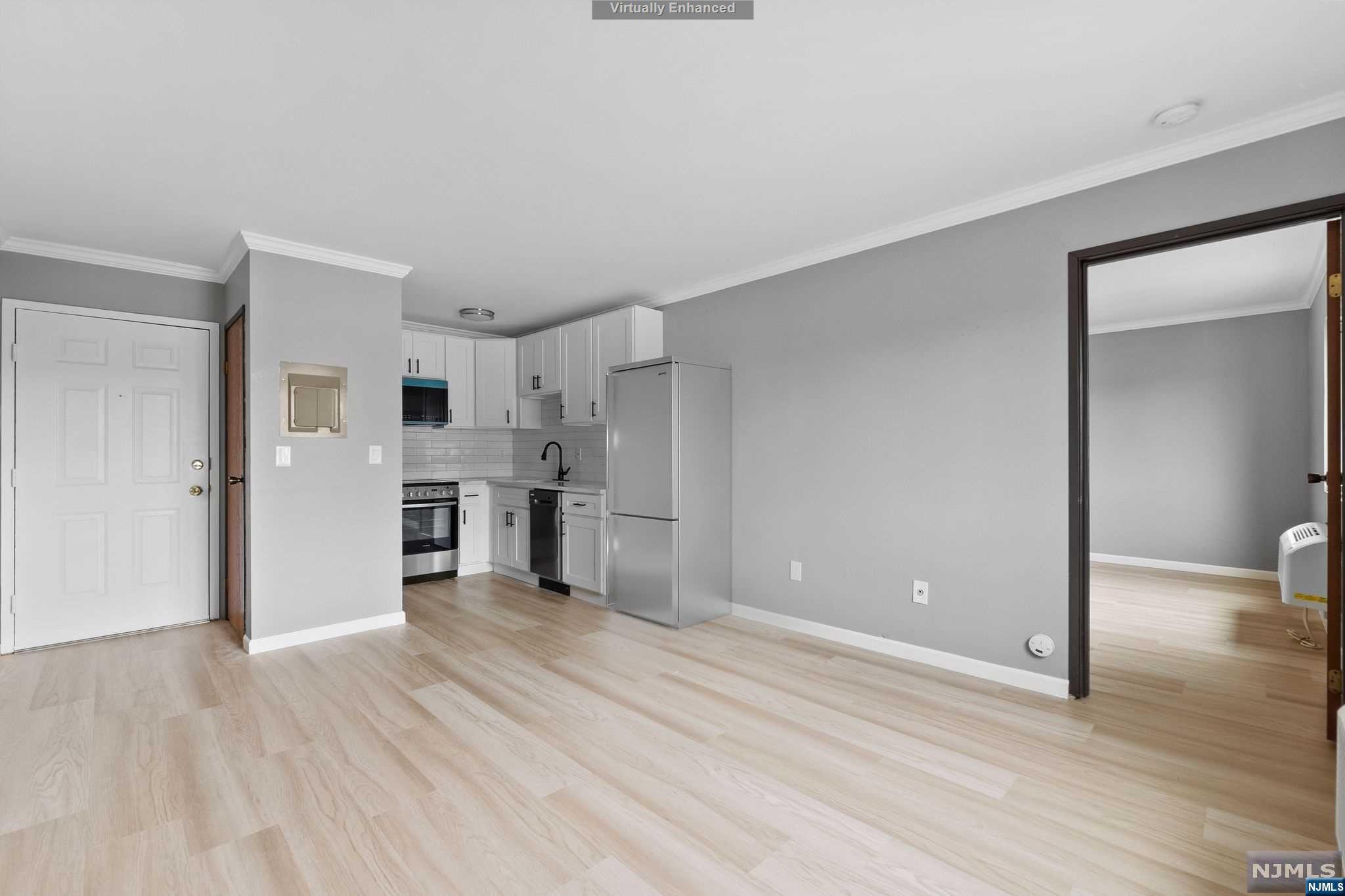 9 Vreeland Avenue 3B