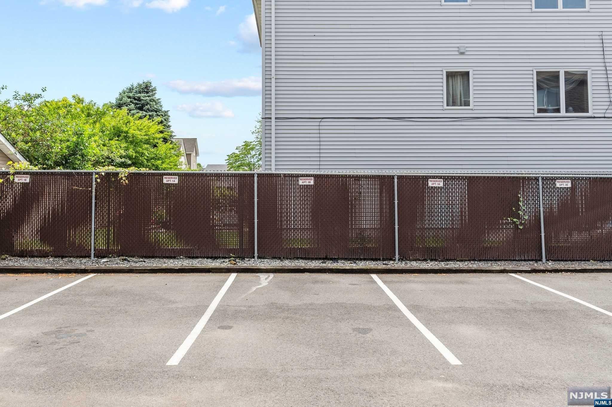 9 Vreeland Avenue 3B
