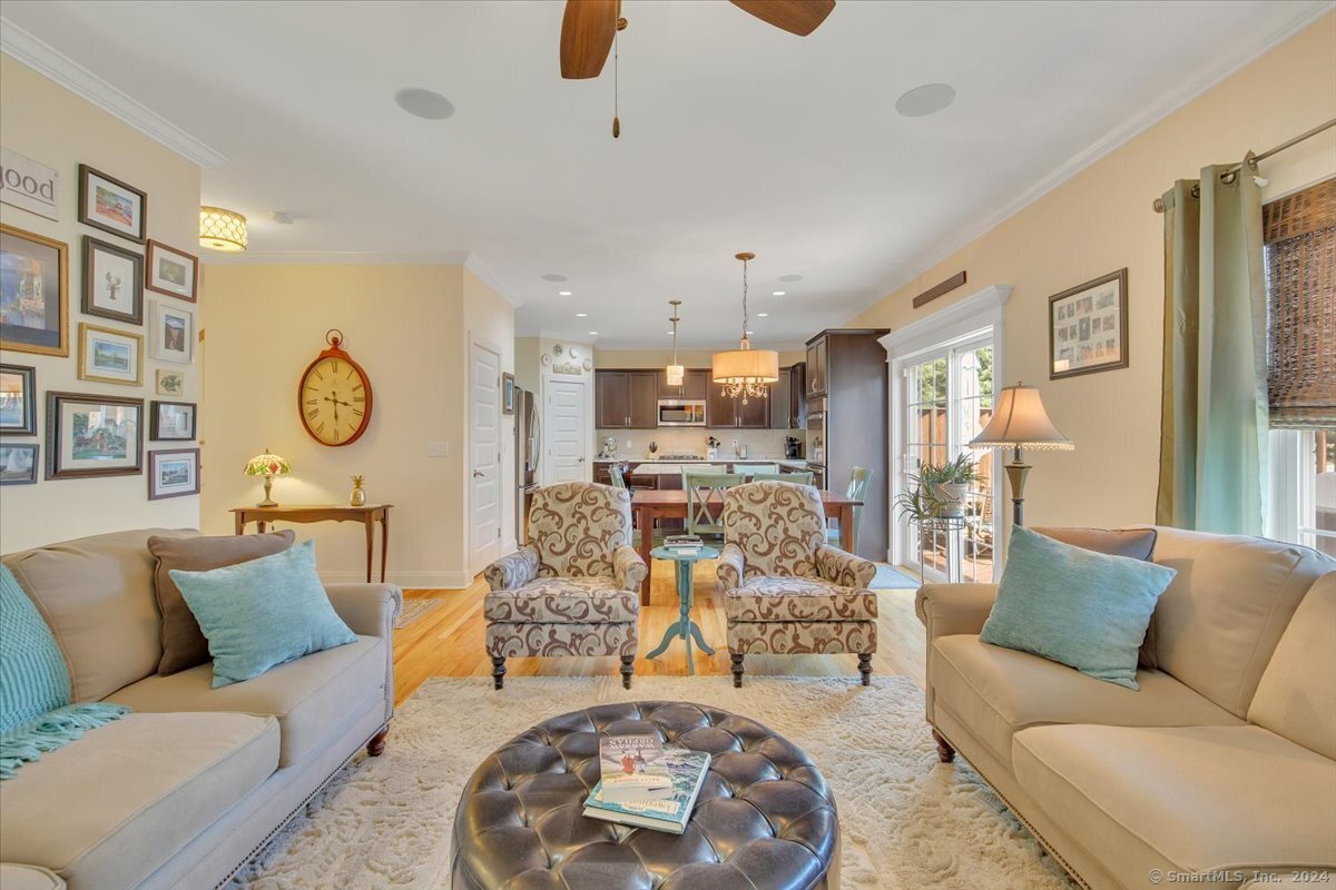 1 Fieldstone Lane
