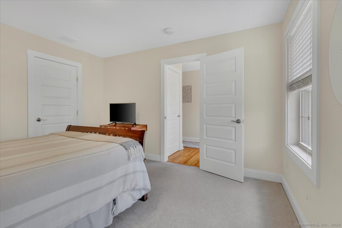 1 Fieldstone Lane