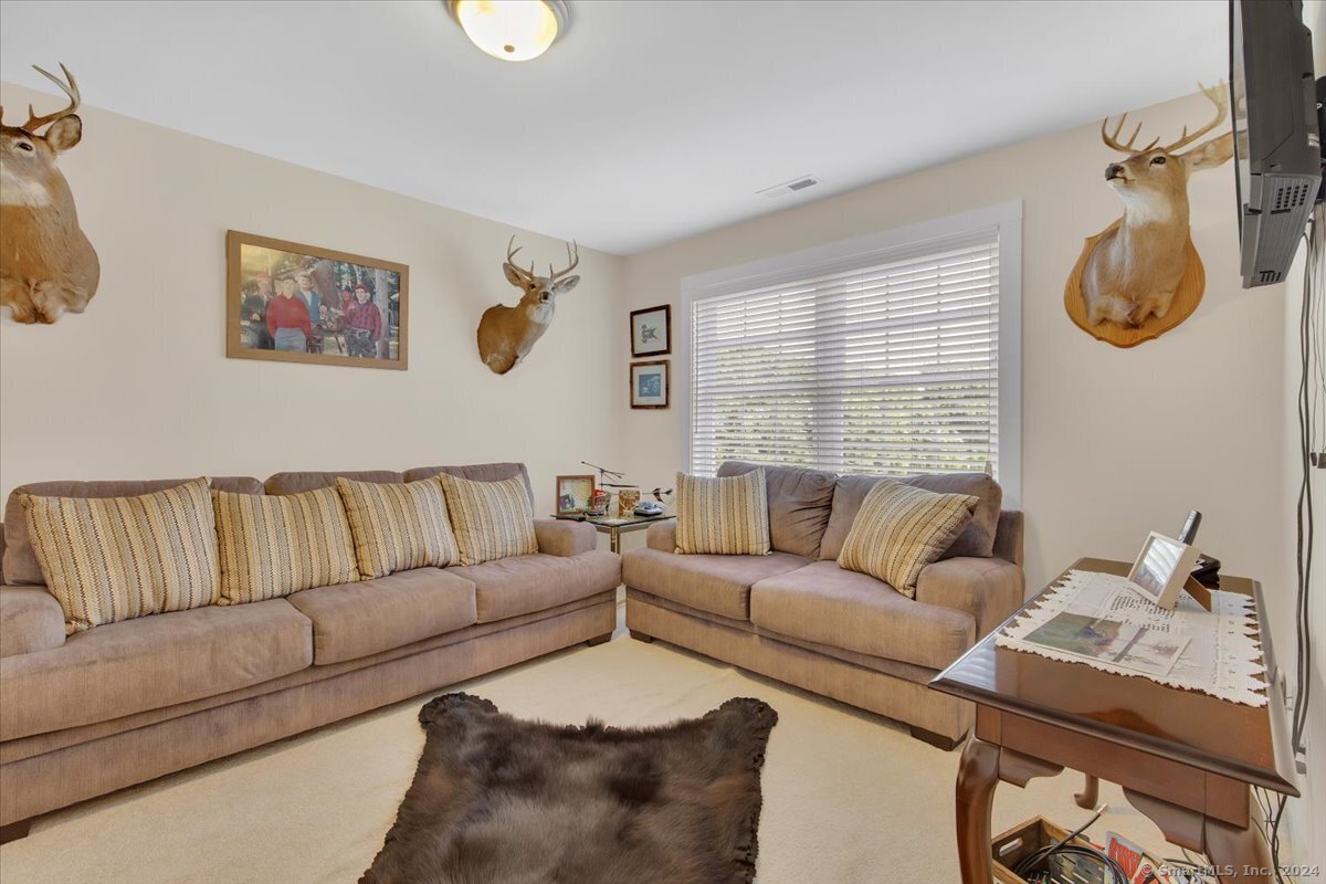1 Fieldstone Lane