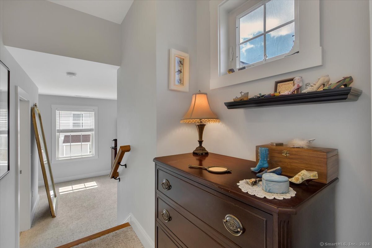1 Fieldstone Lane