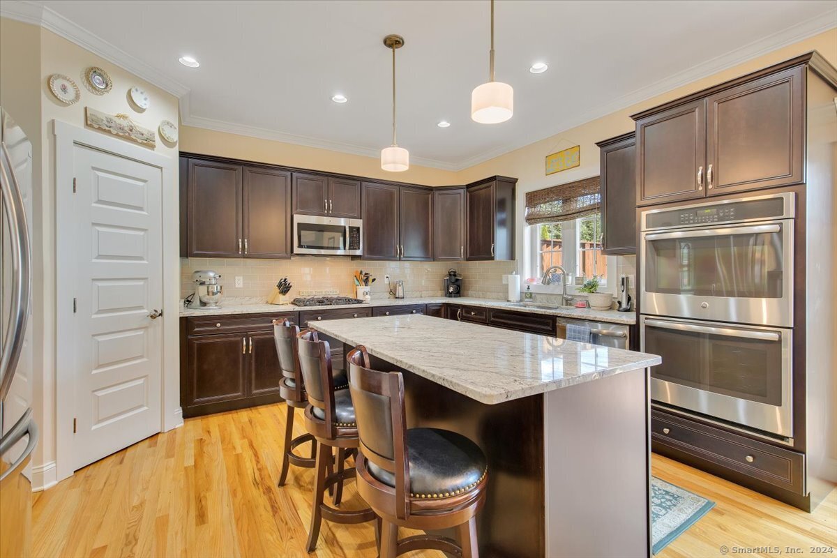 1 Fieldstone Lane