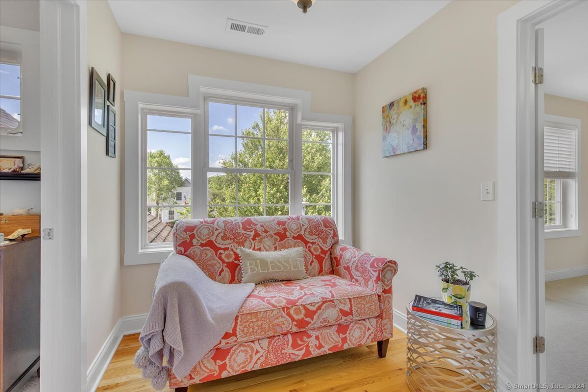 1 Fieldstone Lane