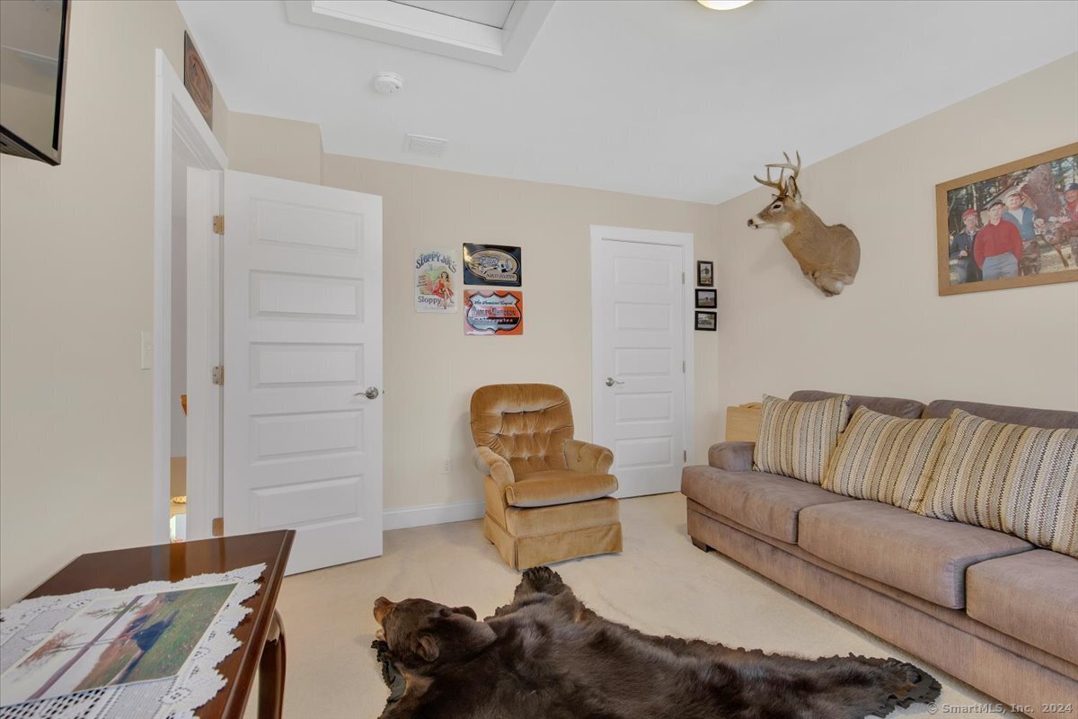 1 Fieldstone Lane