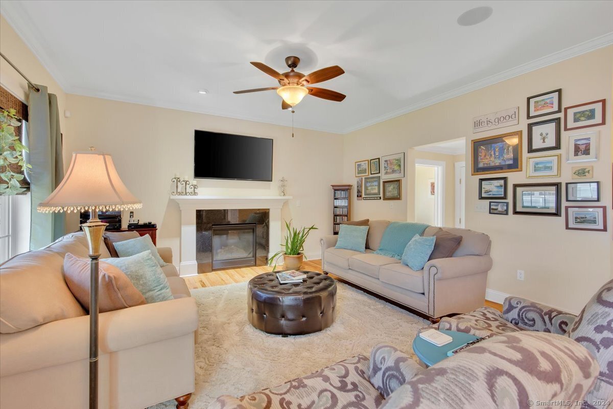 1 Fieldstone Lane