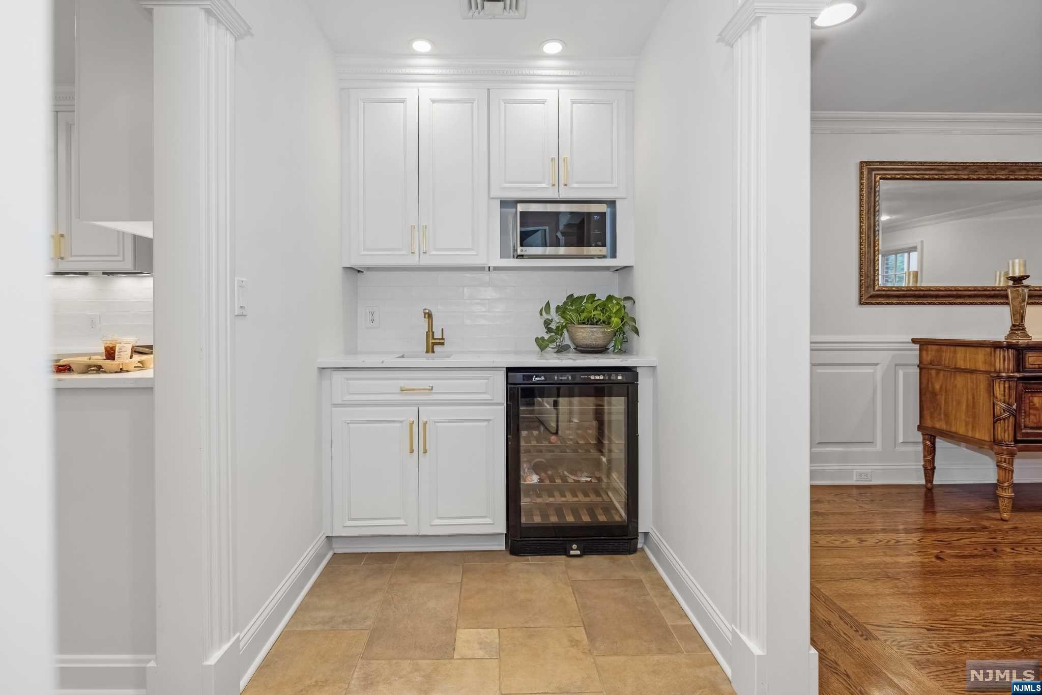 19 Pine Hill Road