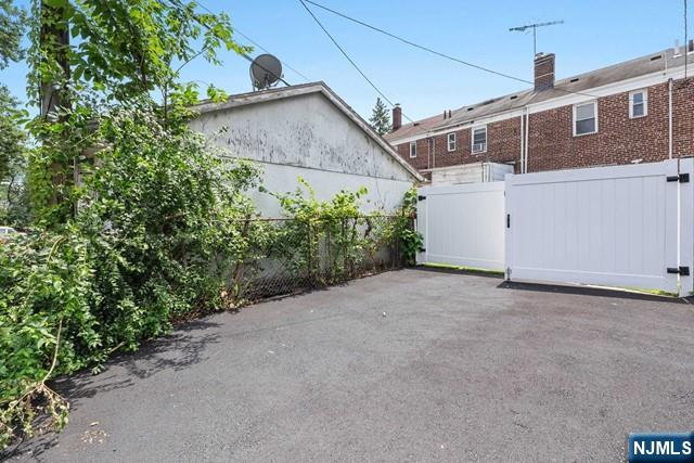 36A Melmore Gardens