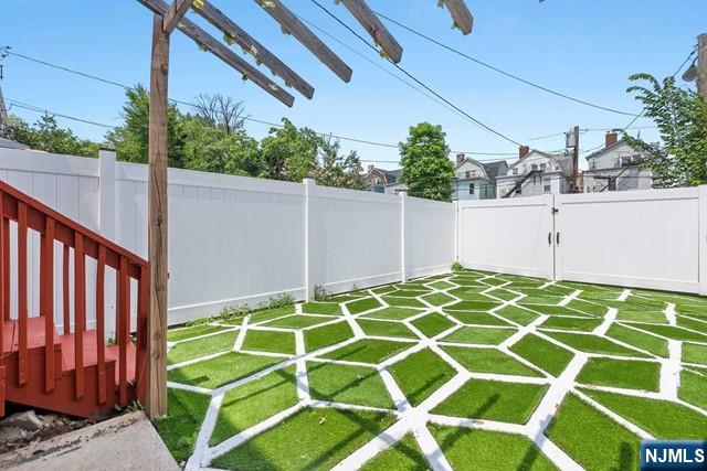 36A Melmore Gardens
