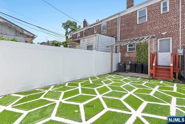 36A Melmore Gardens