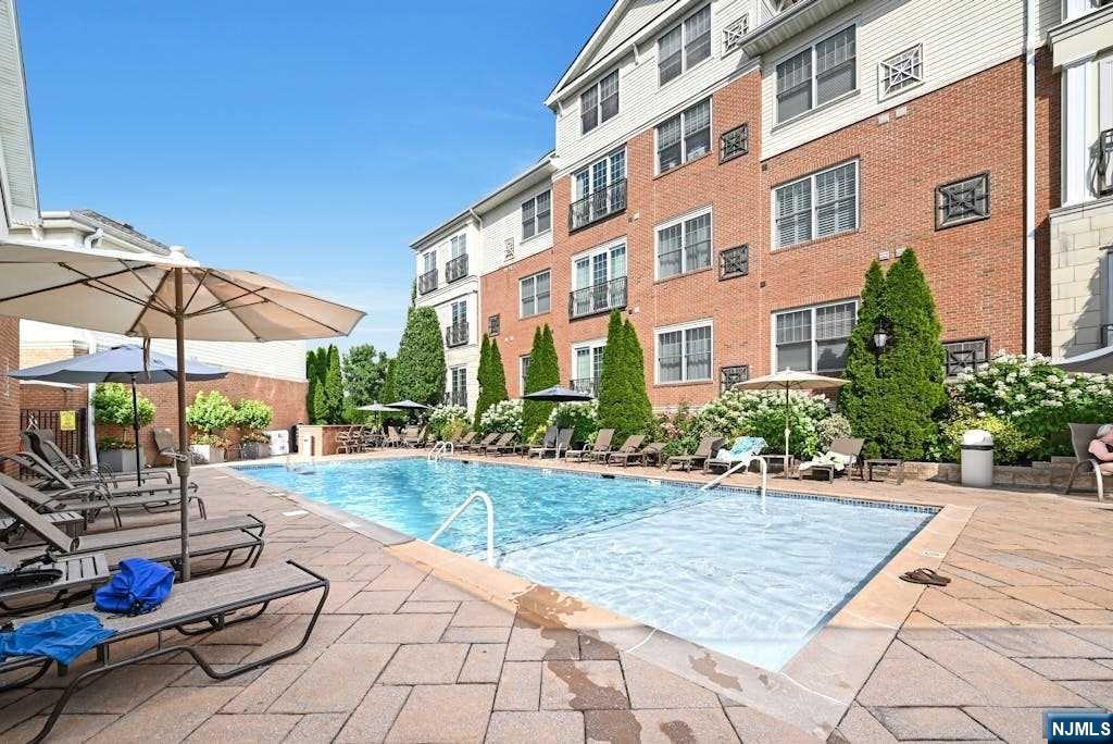 1104 The Plaza 1104