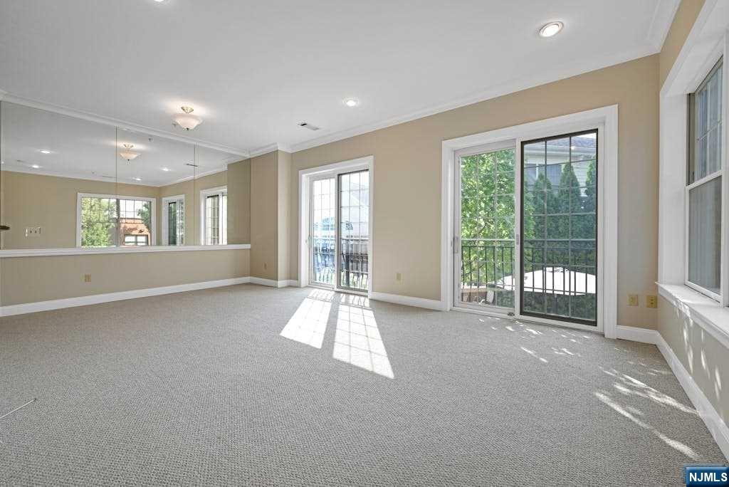 1104 The Plaza 1104