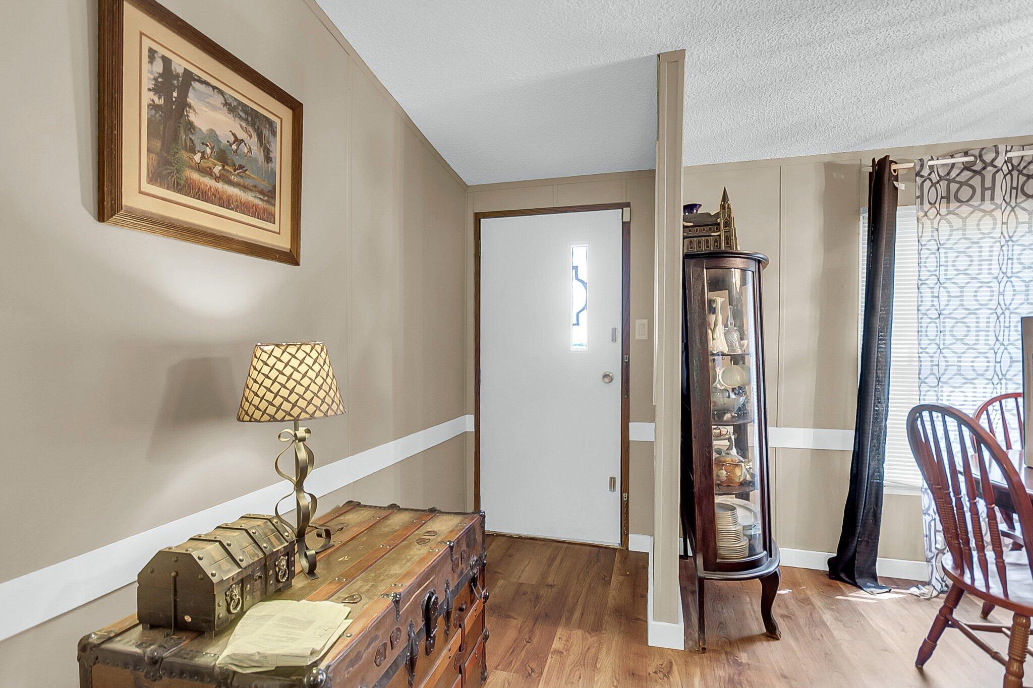 1635 Pocahontas Circle