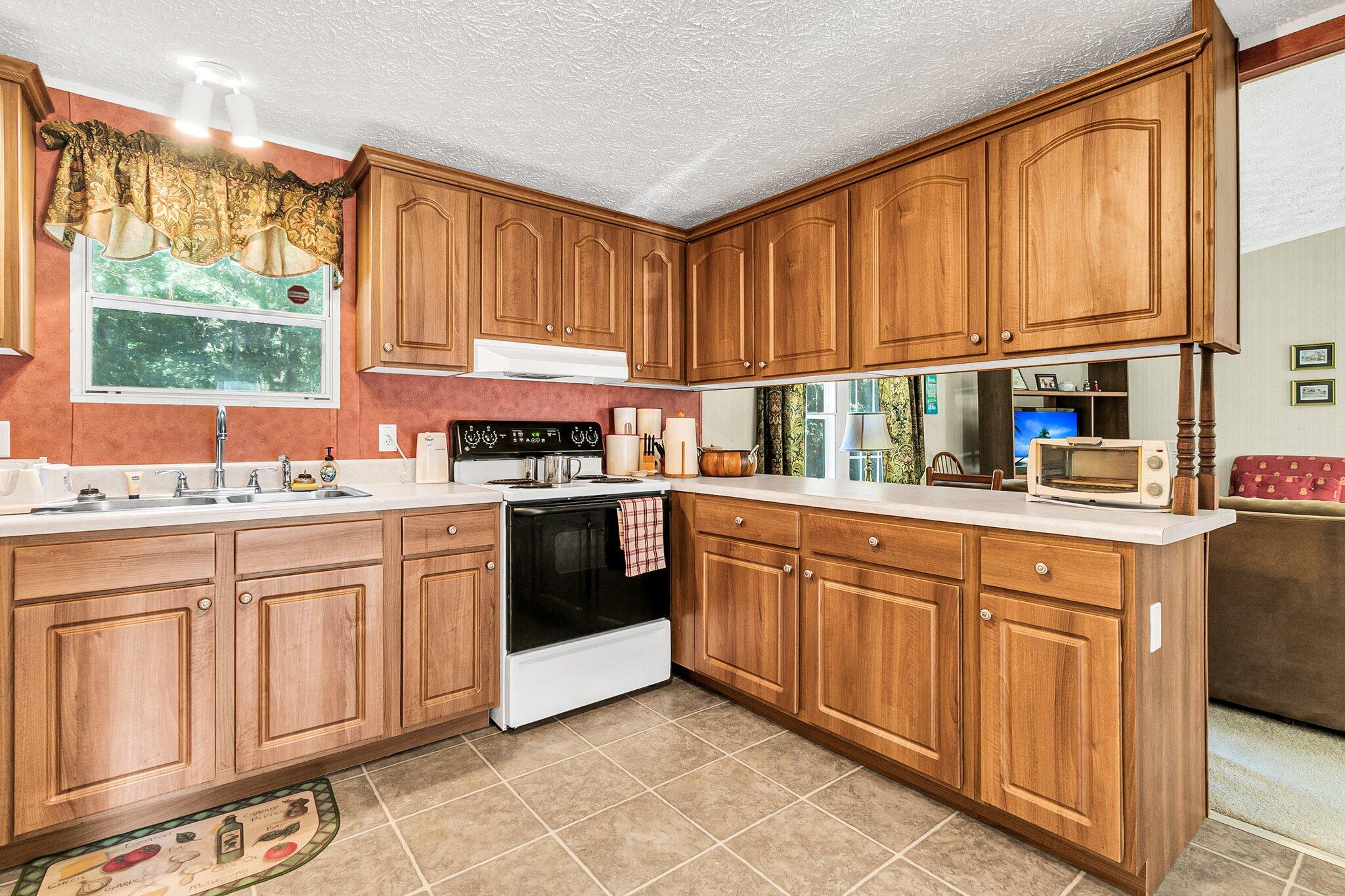 1328 Tibwin Road, McClellanville