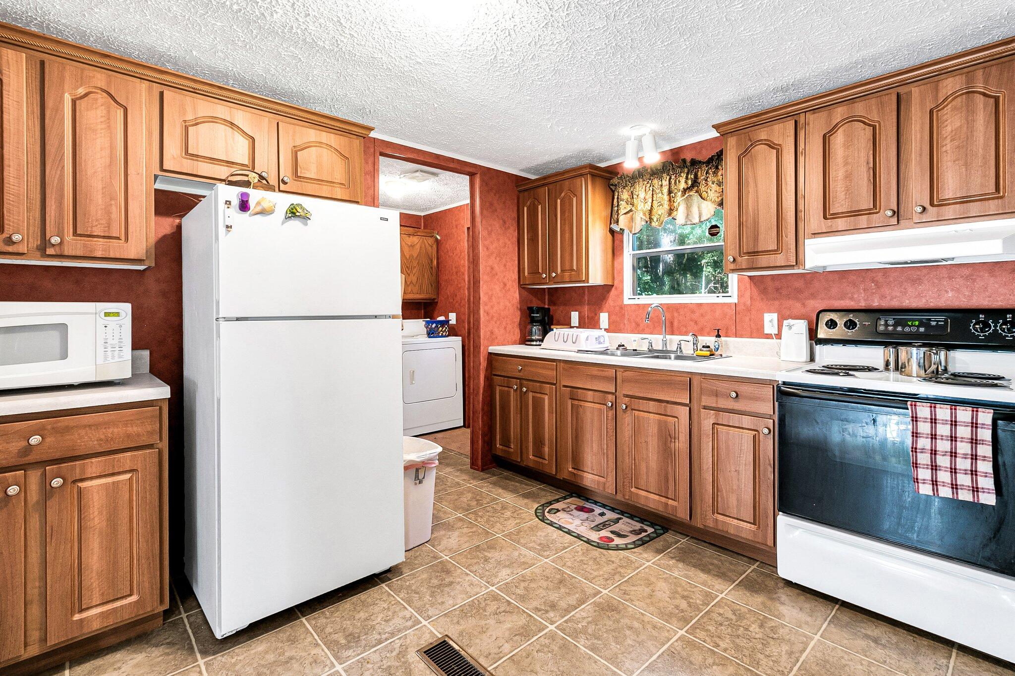 1328 Tibwin Road, McClellanville