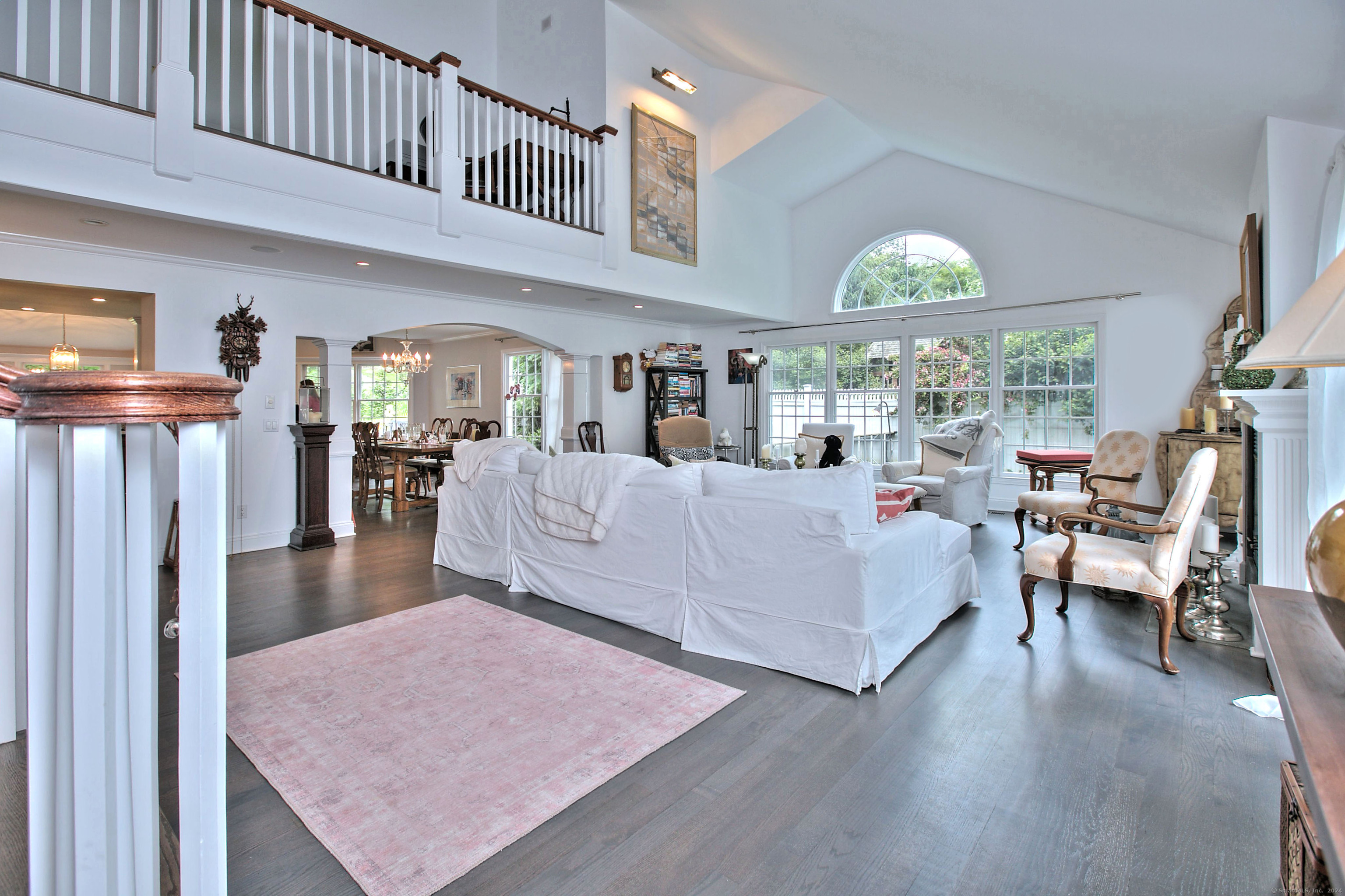 165 Compo Road South
