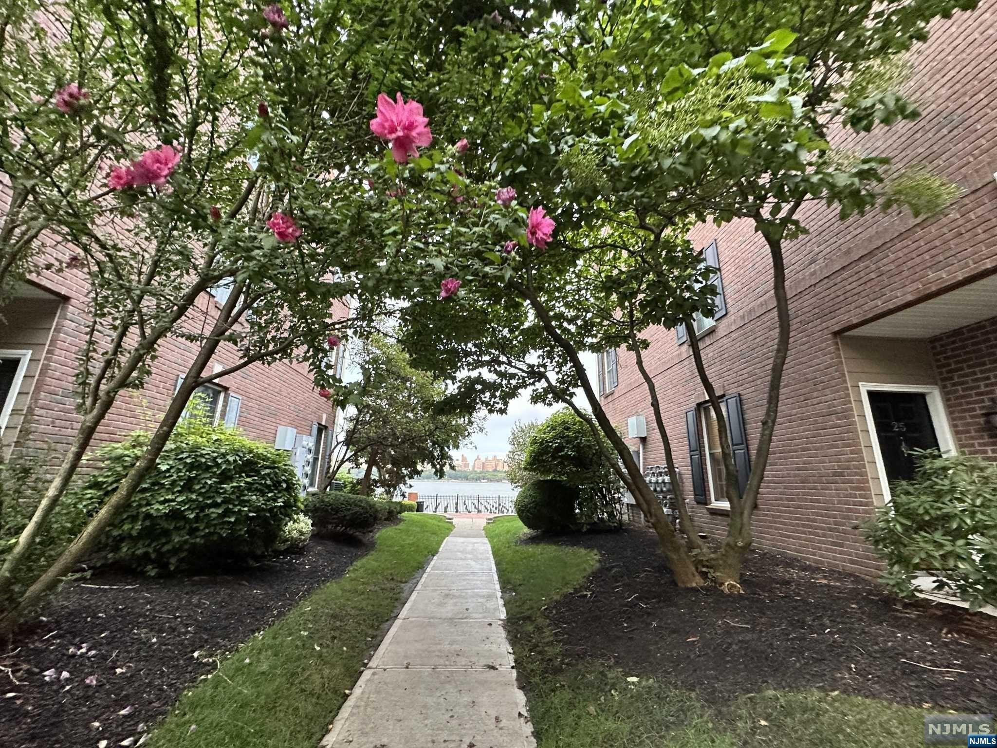 25 Lydia Drive