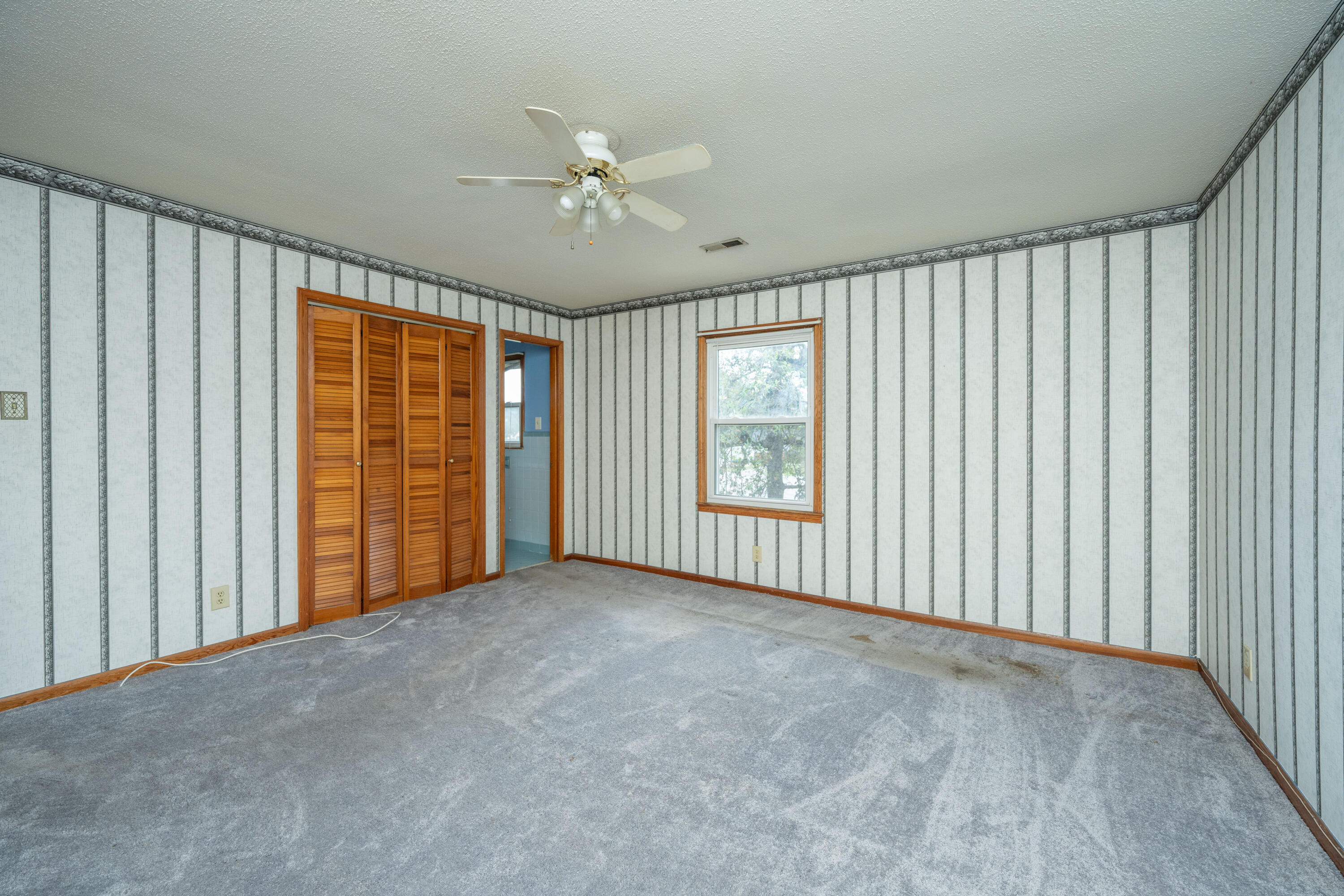 4705 N Highway 52