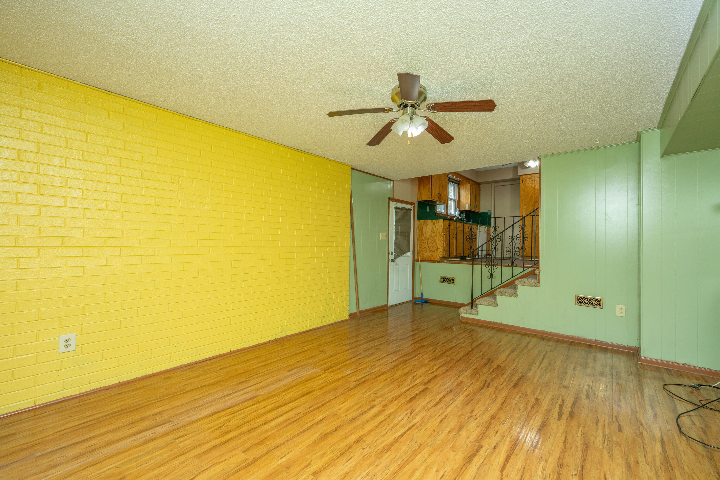 4705 N Highway 52