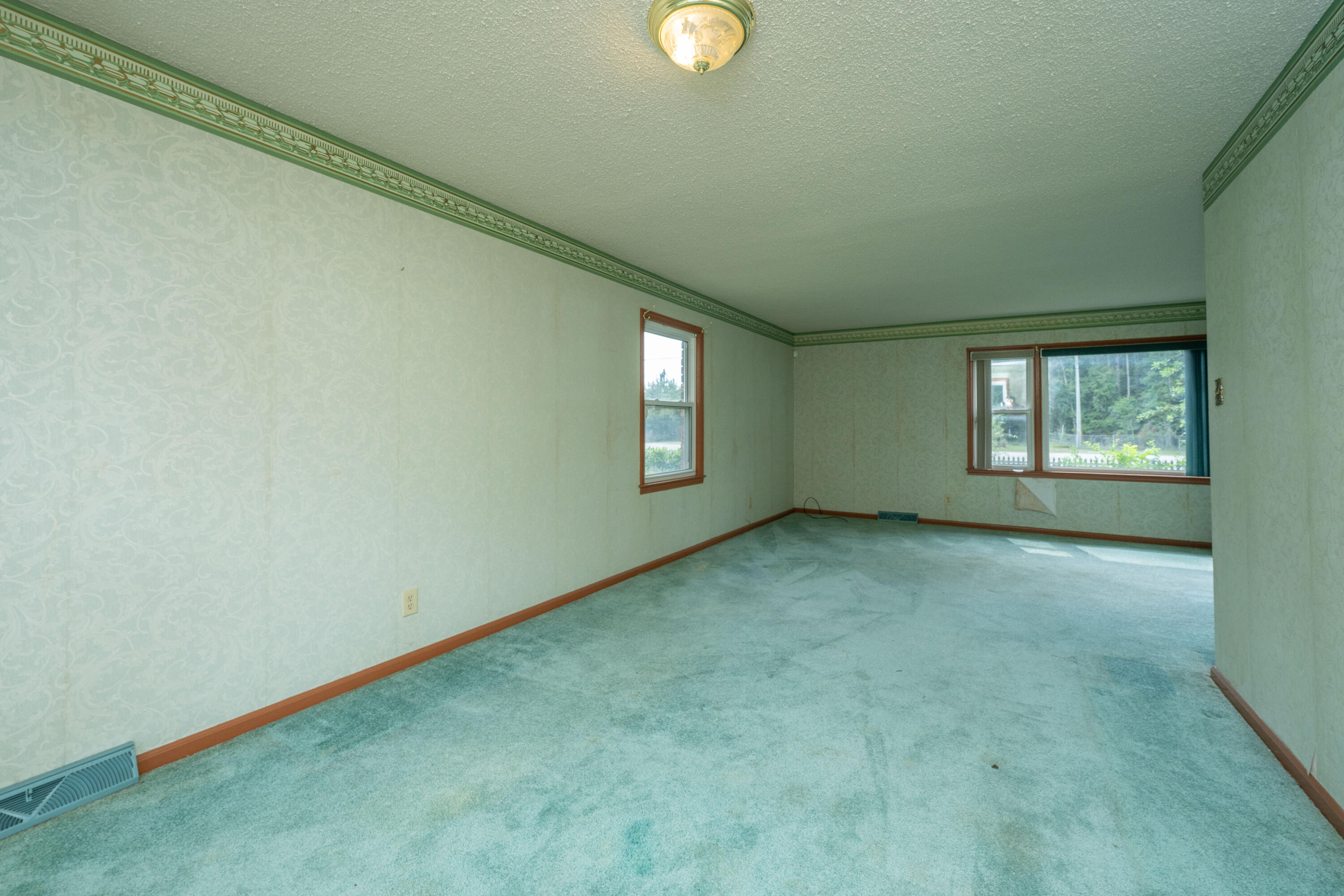 4705 N Highway 52