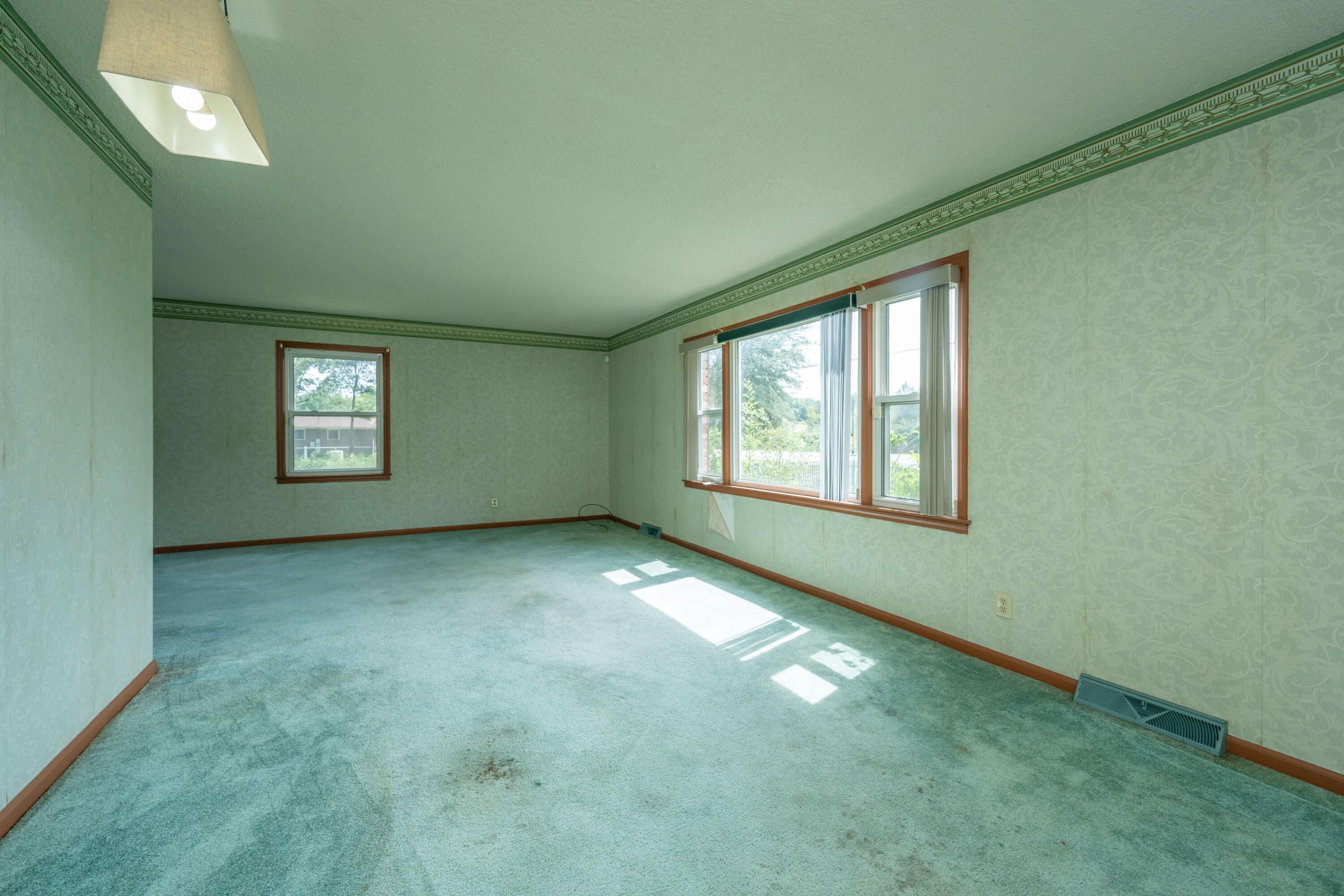 4705 N Highway 52