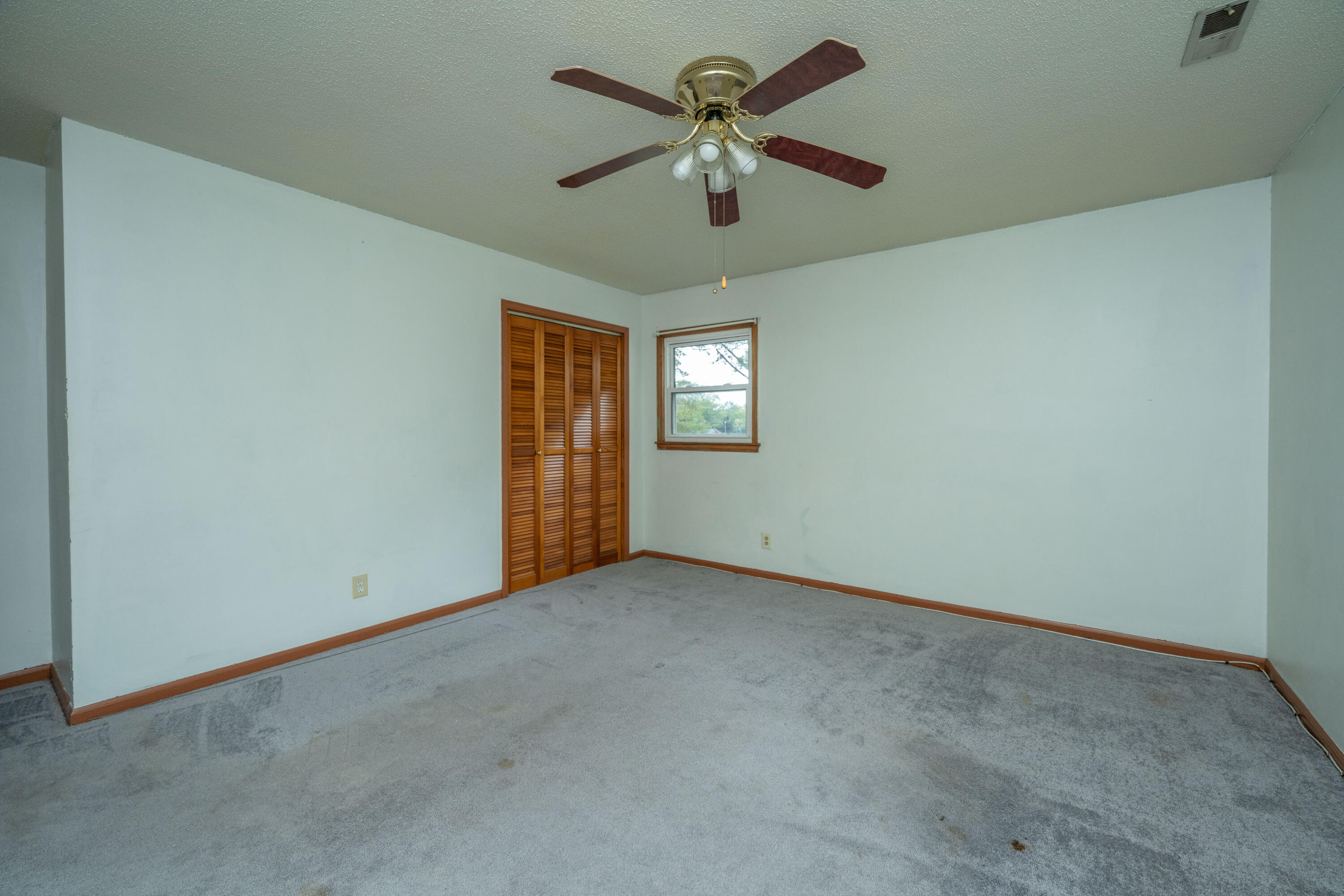4705 N Highway 52