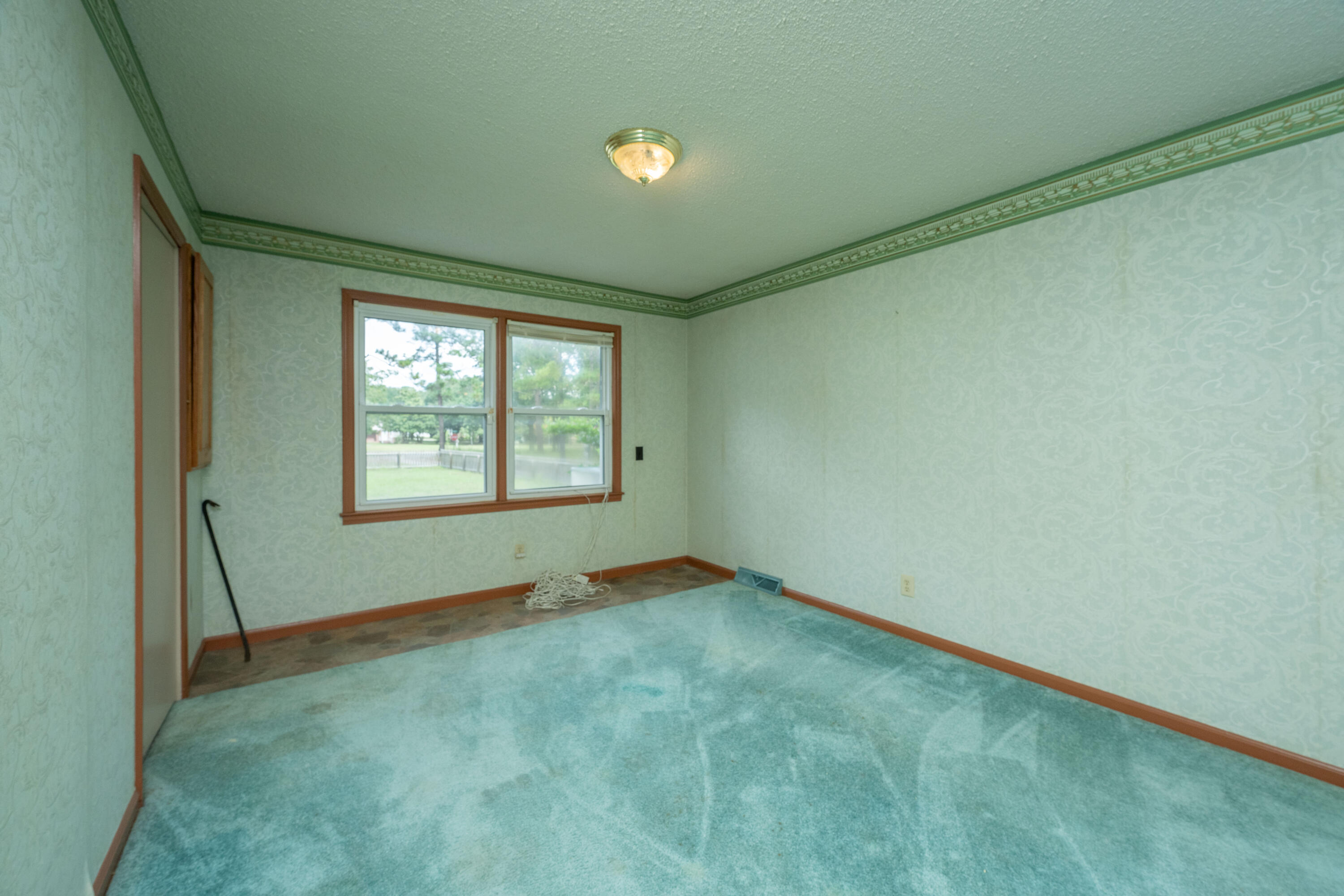 4705 N Highway 52