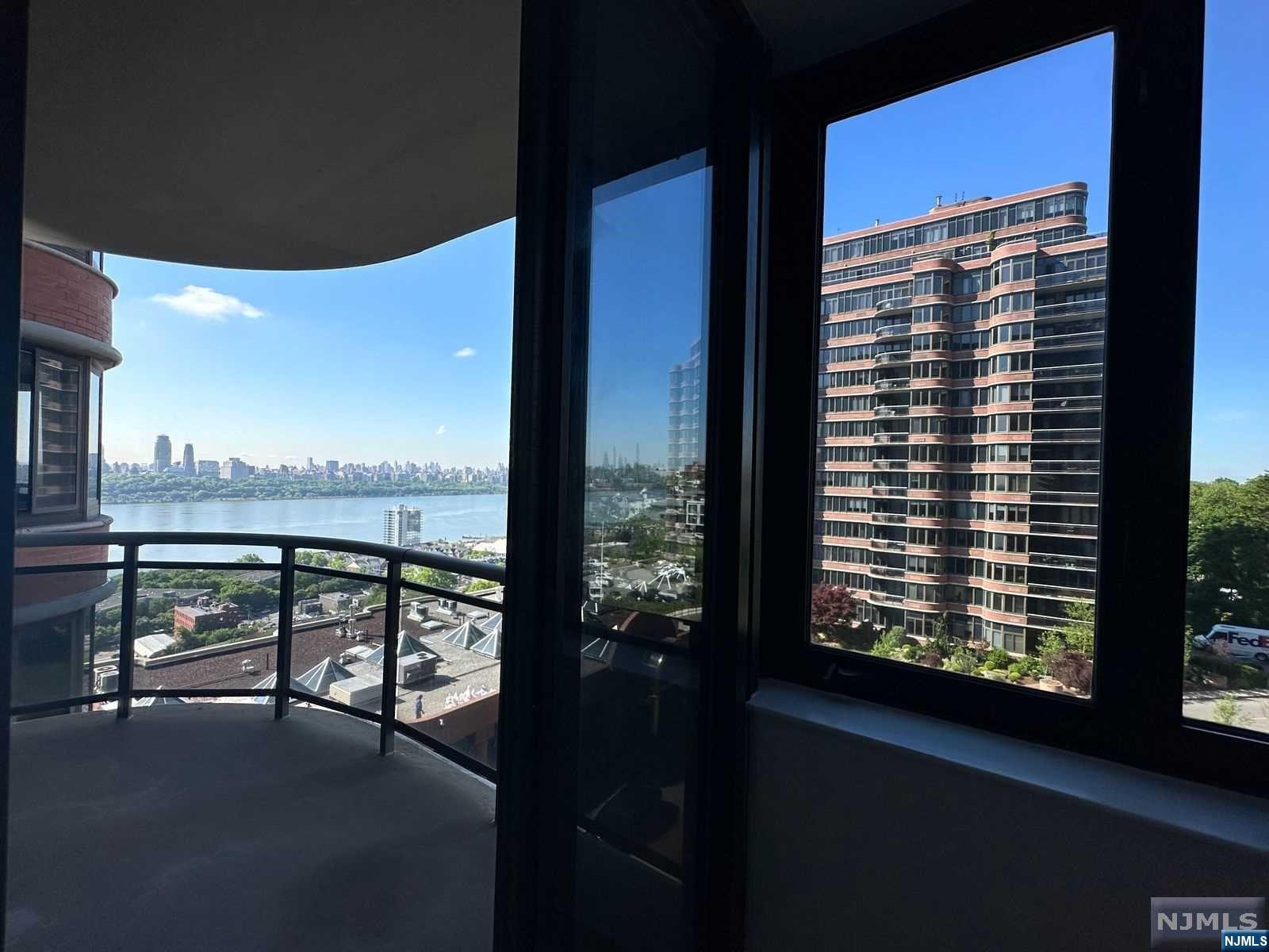 100 Carlyle Drive 9FN