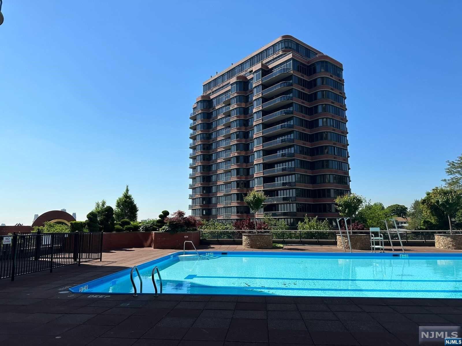 100 Carlyle Drive 9FN