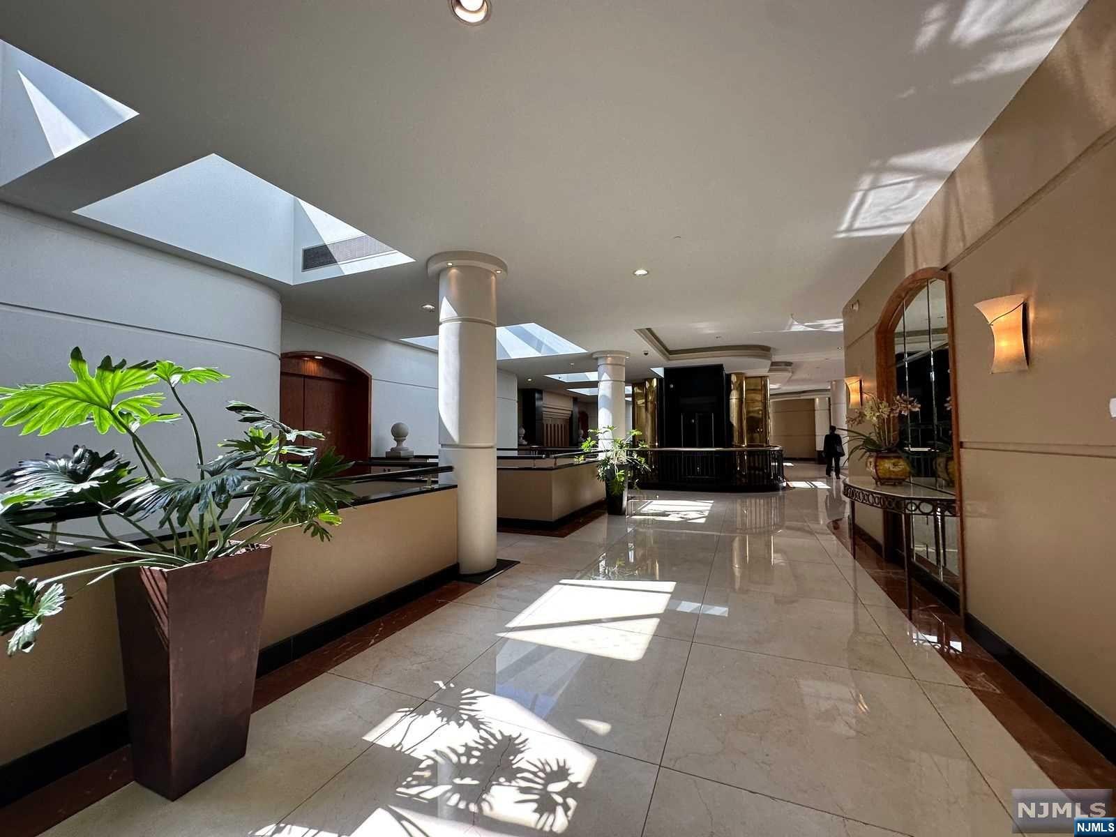 100 Carlyle Drive 9FN