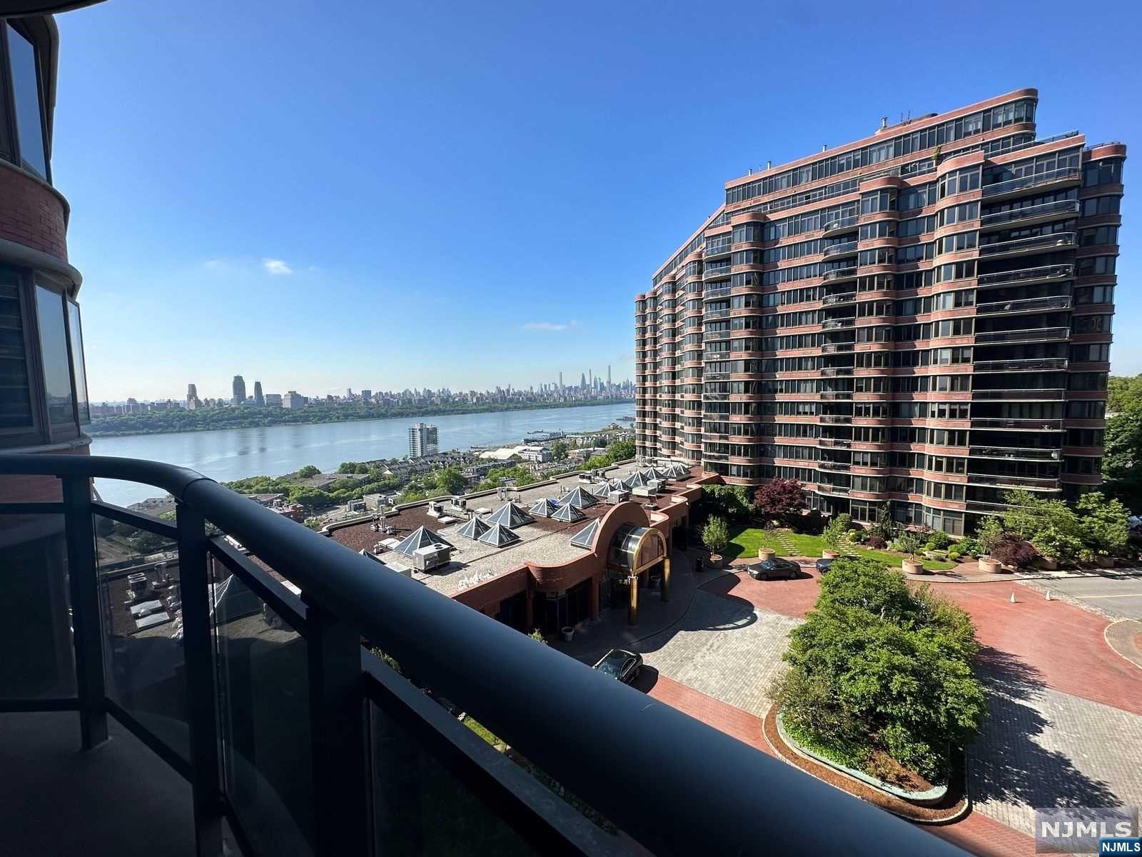 100 Carlyle Drive 9FN