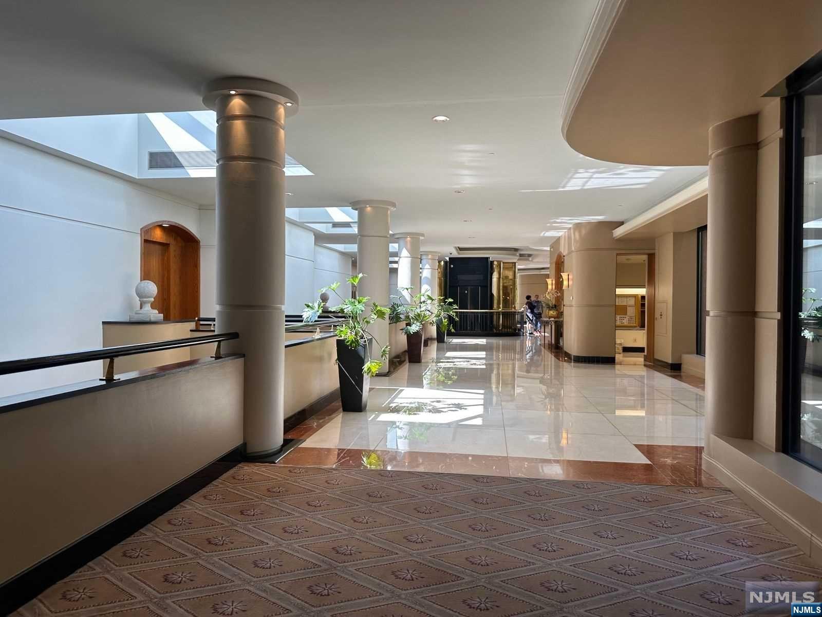 100 Carlyle Drive 9FN