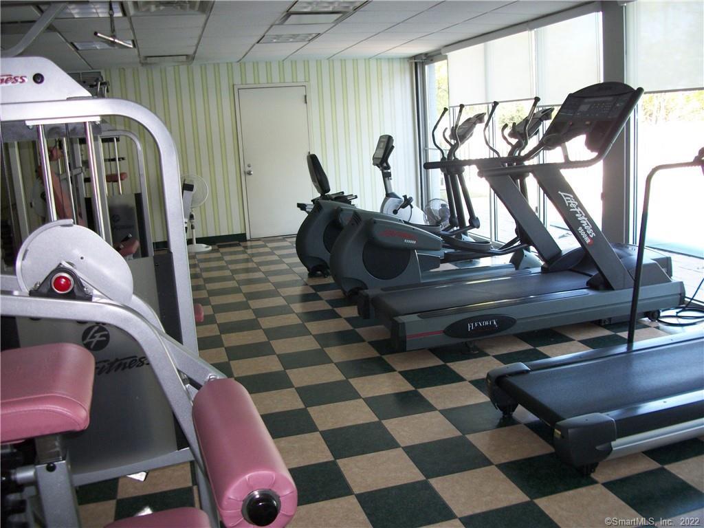 1 Strawberry Hill Avenue APT 7D