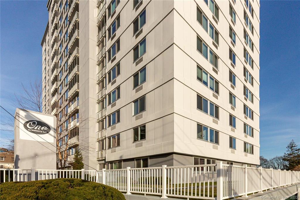 1 Strawberry Hill Avenue APT 7D
