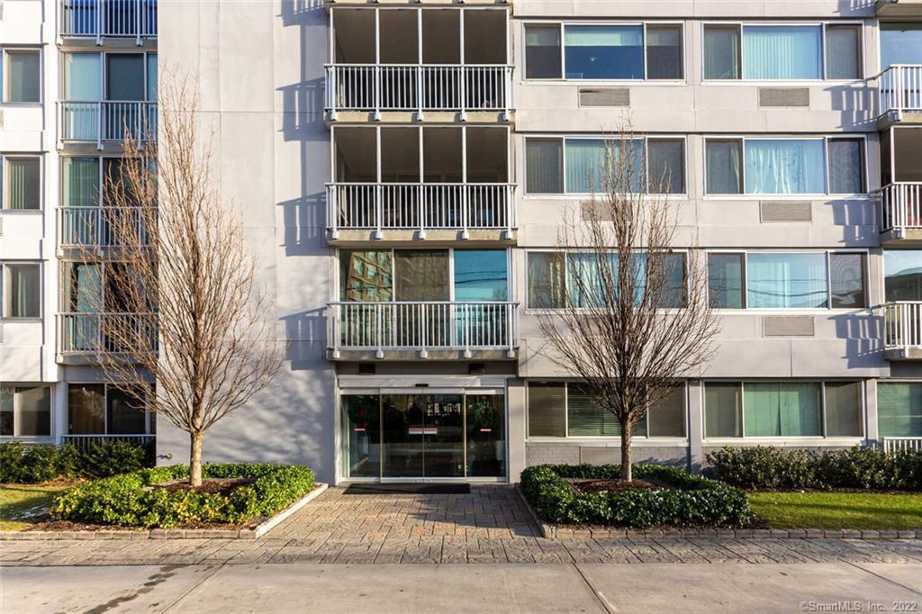 1 Strawberry Hill Avenue APT 7D