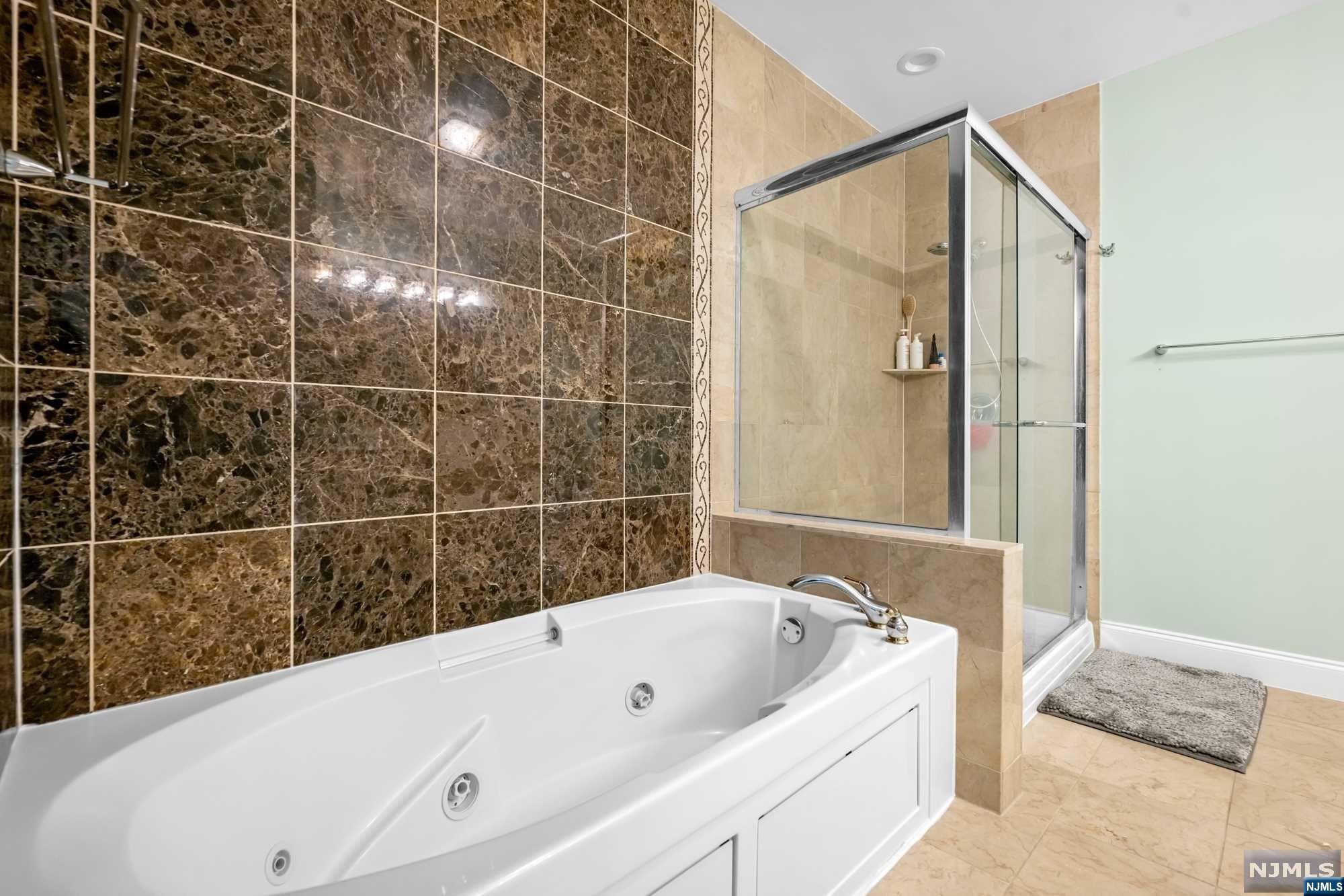 316 The Promenade 316