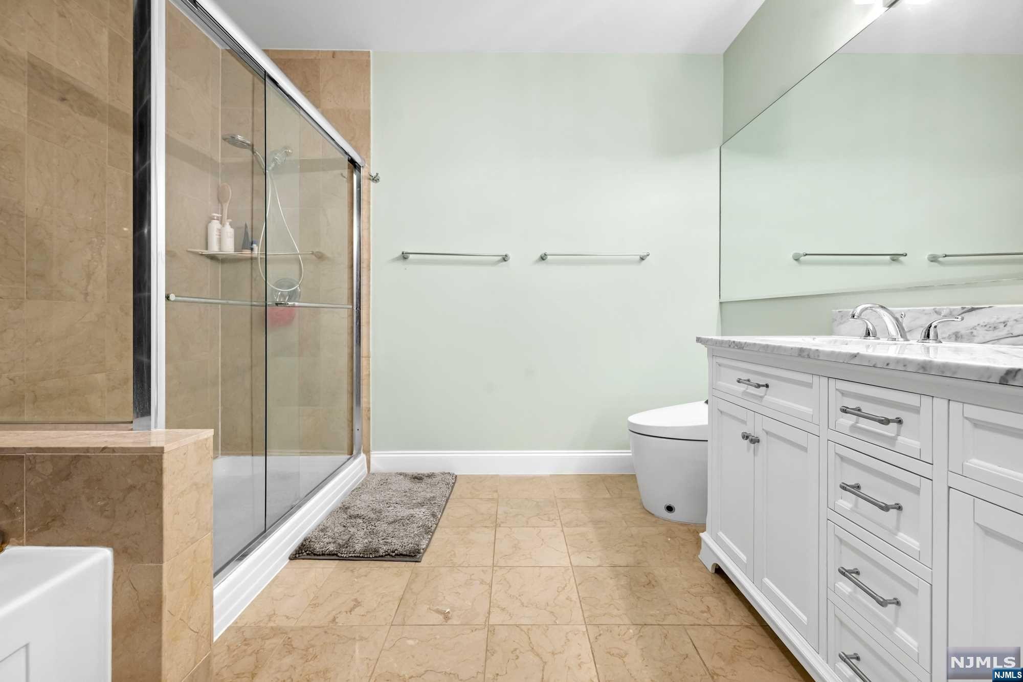 316 The Promenade 316