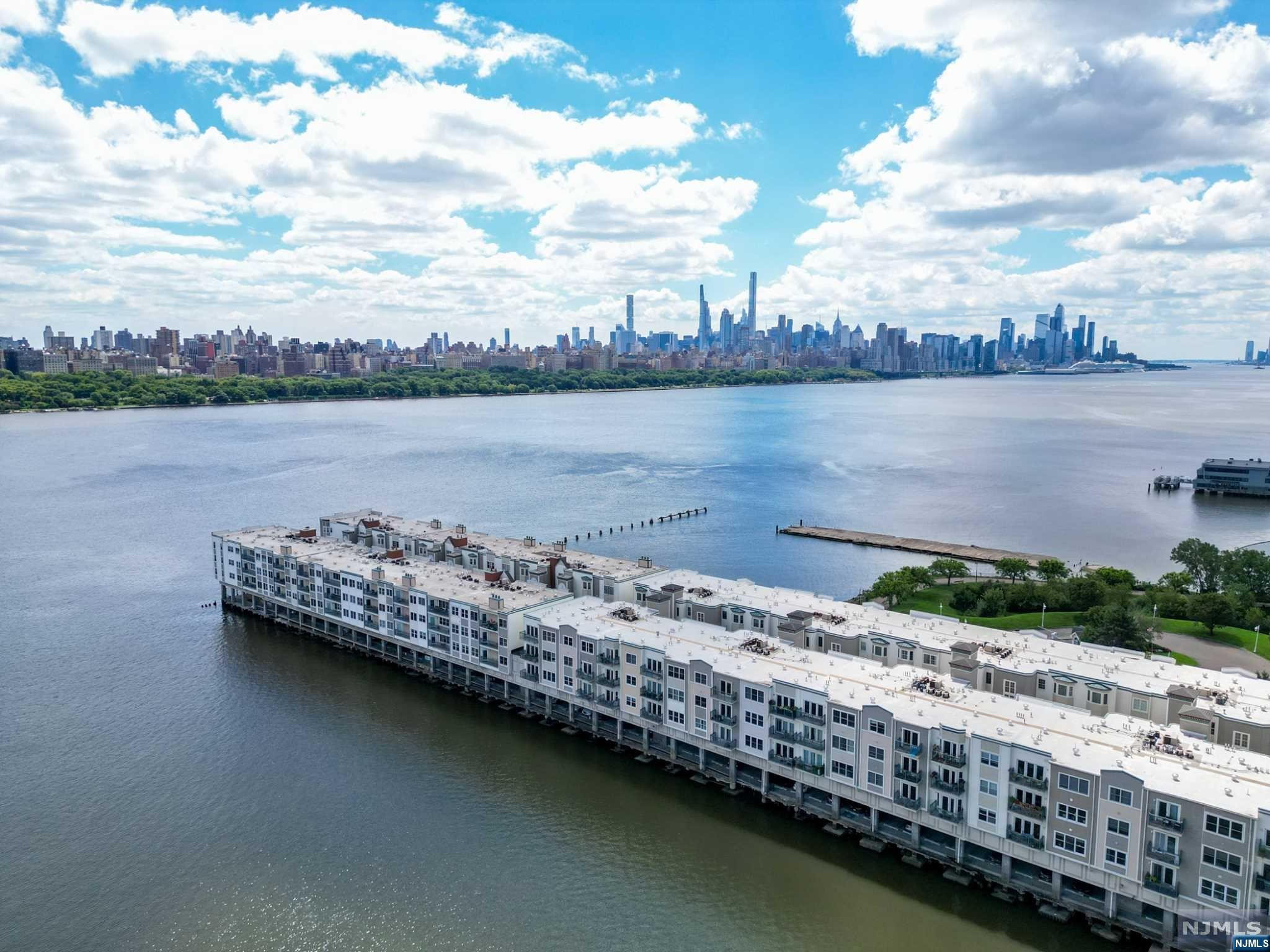 316 The Promenade 316