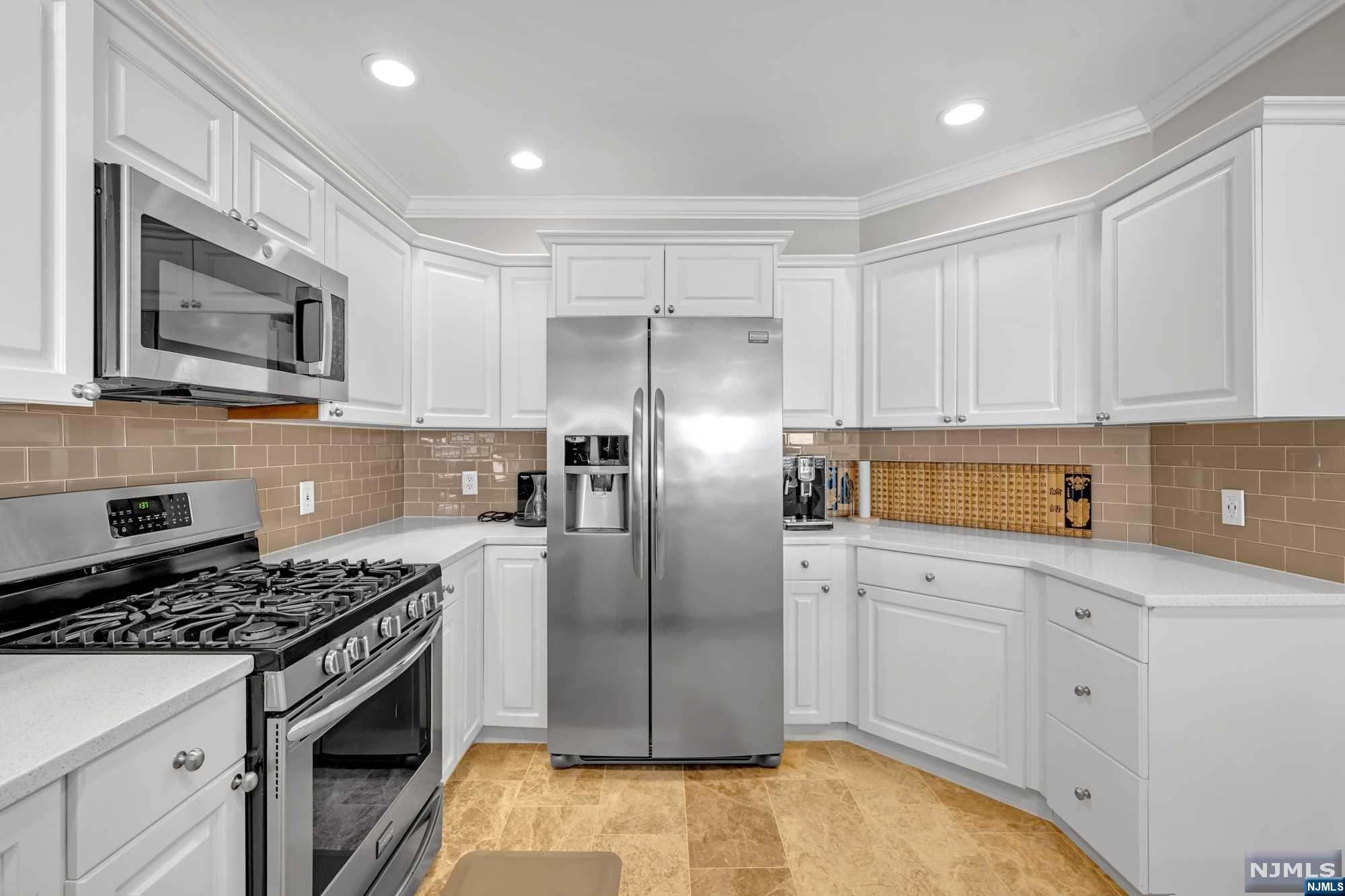 316 The Promenade 316